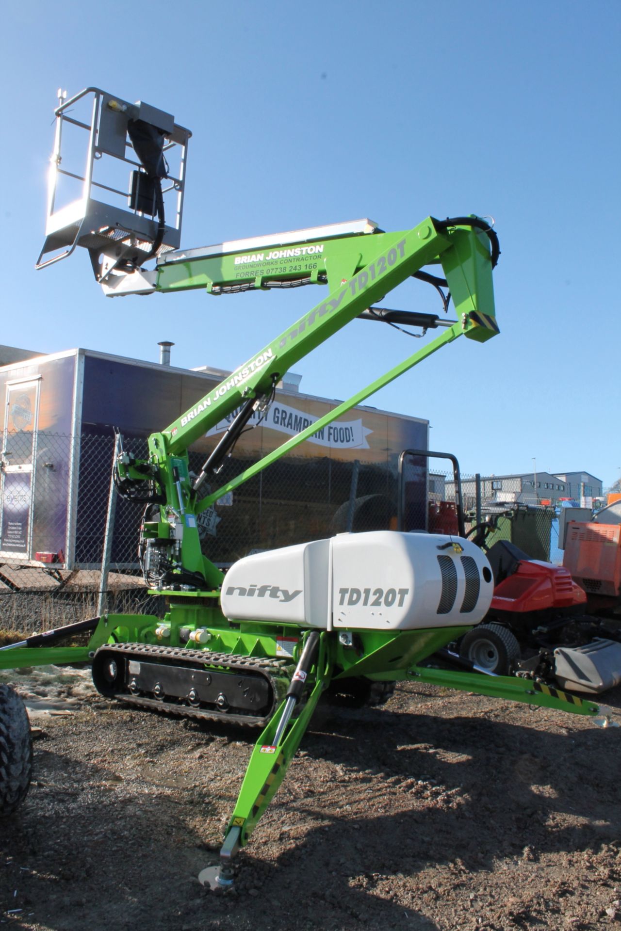 NIFTY 120 CHERRY PICKER 06/33381