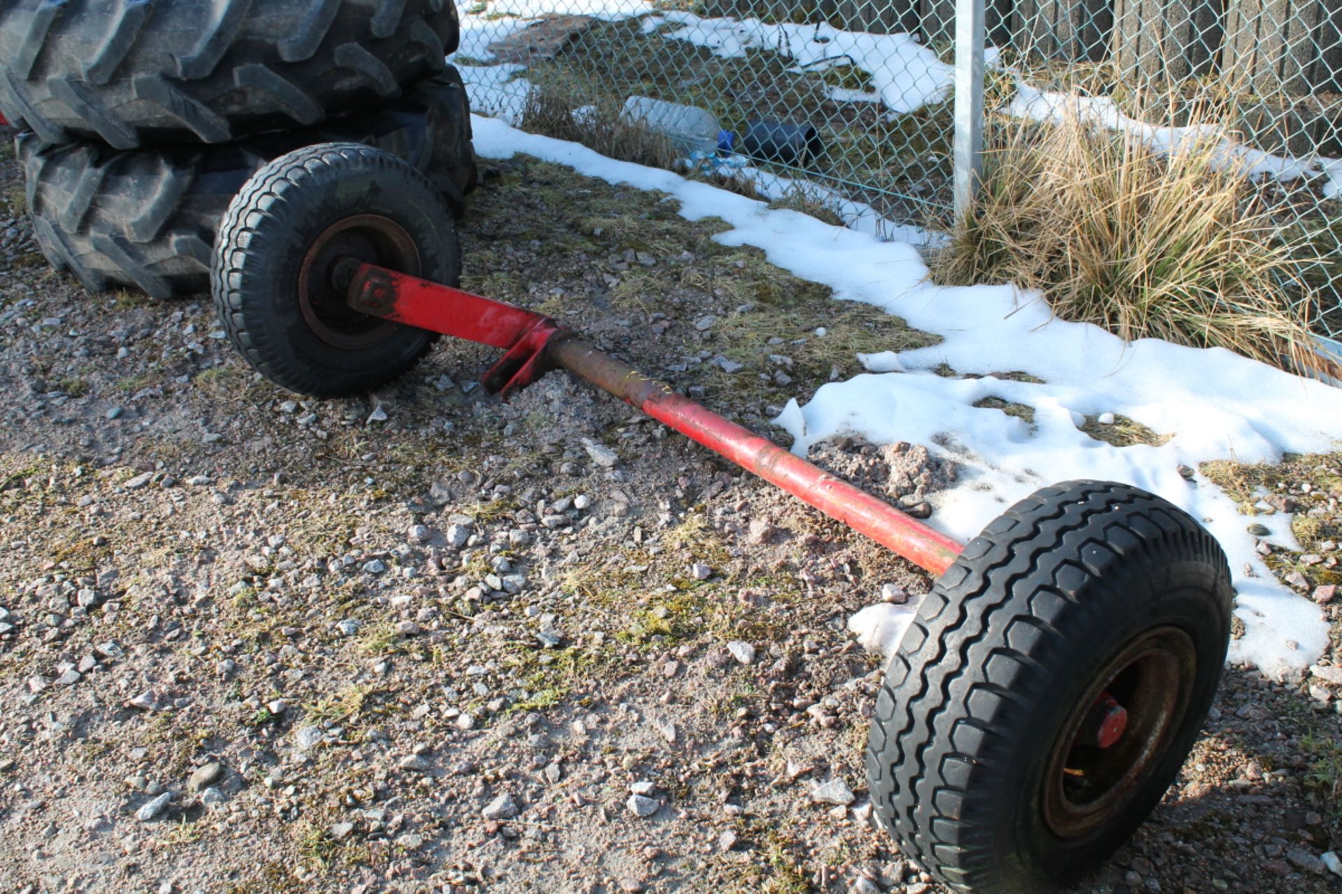 AXLE WITH WHEELS & TYRES