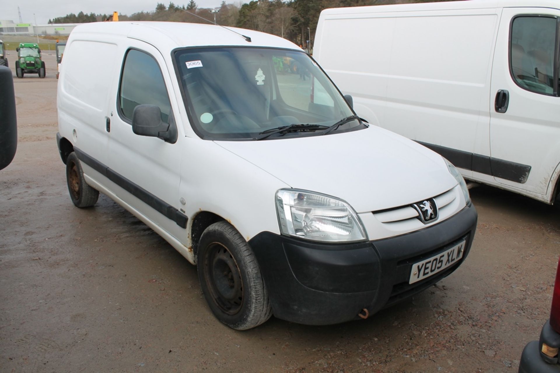 Peugeot Partner 800 Lx Hdi - 1997cc 2 Door Van - Image 4 of 4