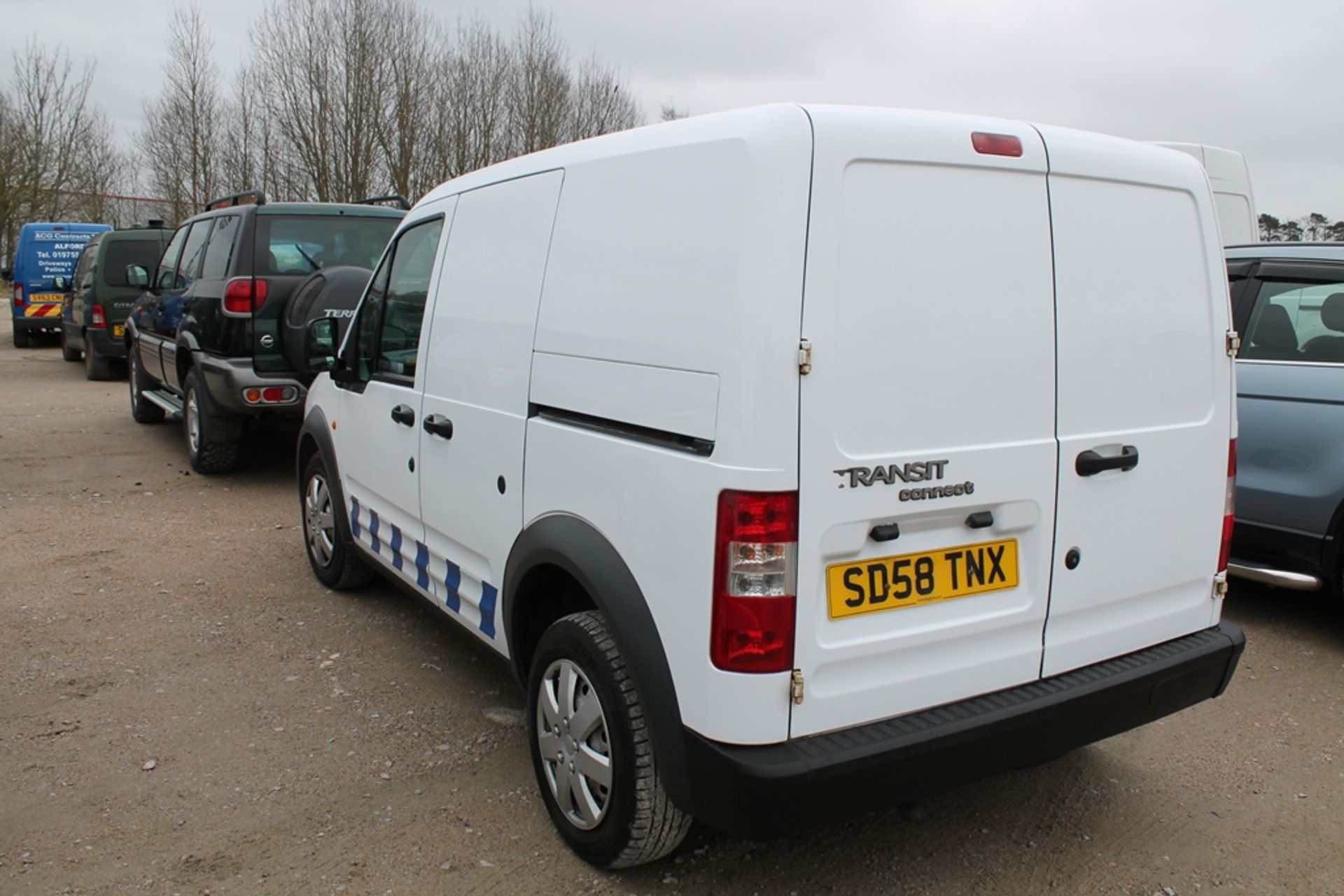 Ford Transit Conn T200 75 - 1753cc Van - Image 2 of 4