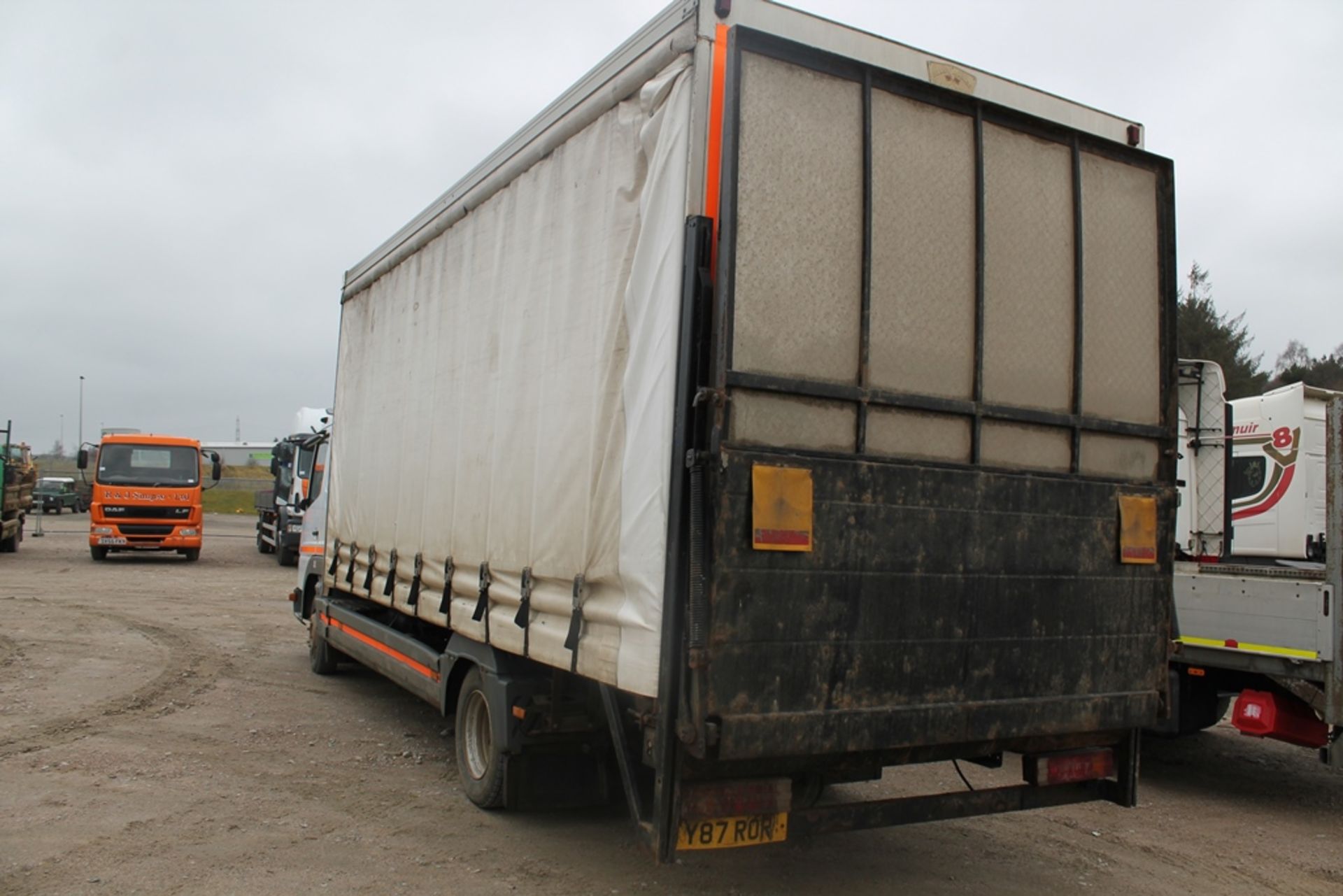 Mercedes Cvs Atego 815 Slp - 4250cc 2 Door Van - Image 3 of 4