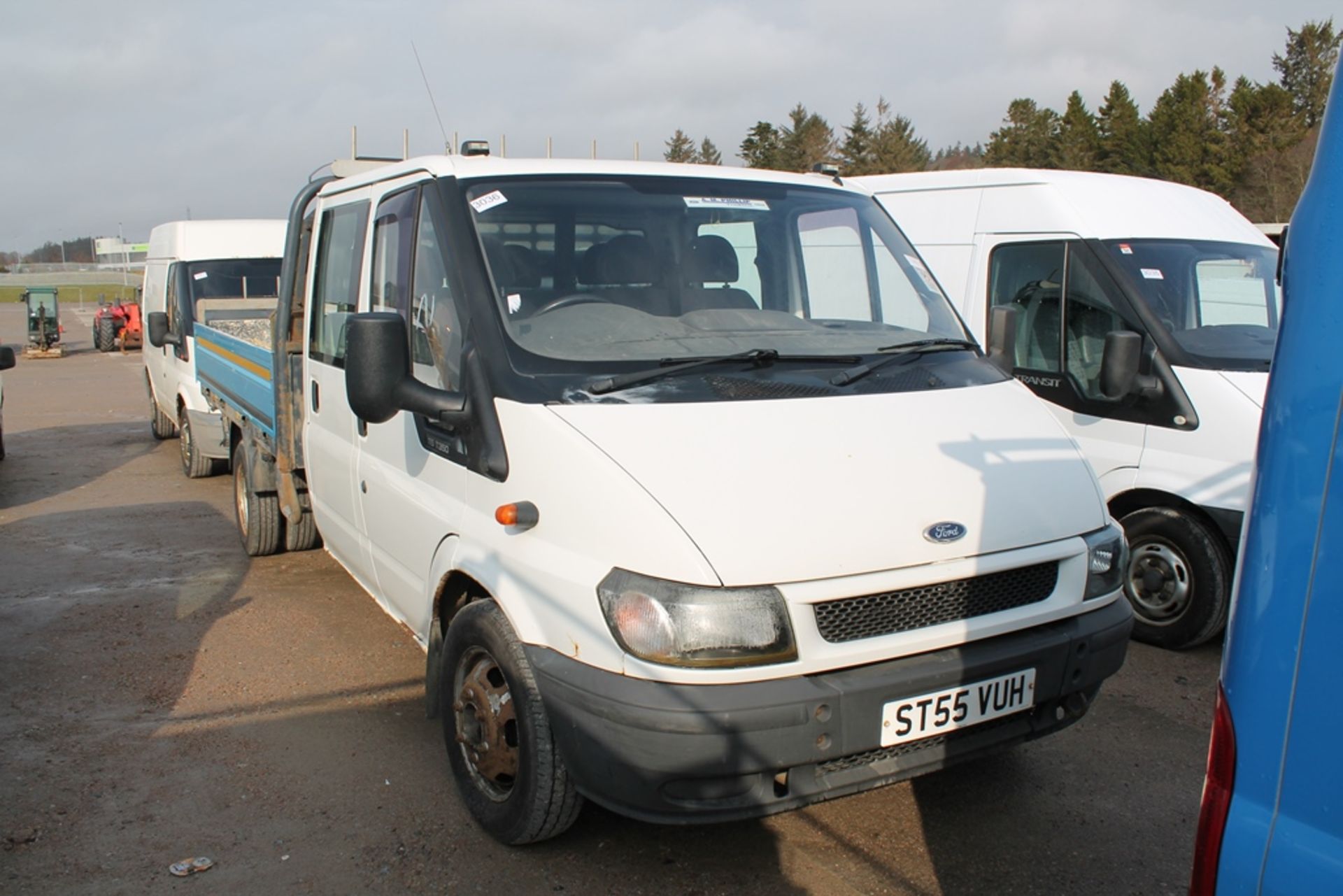 Ford Transit 350 Lwb - 2402cc 4 Door Truck - Image 4 of 4