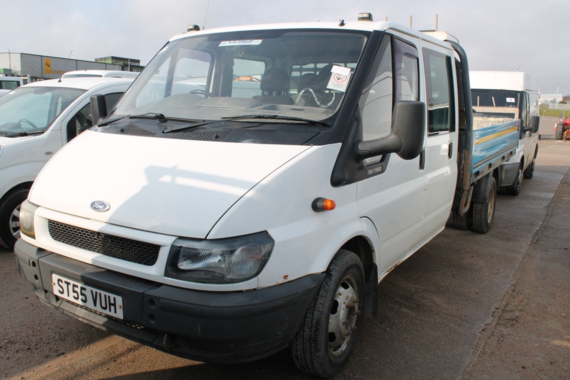 Ford Transit 350 Lwb - 2402cc 4 Door Truck