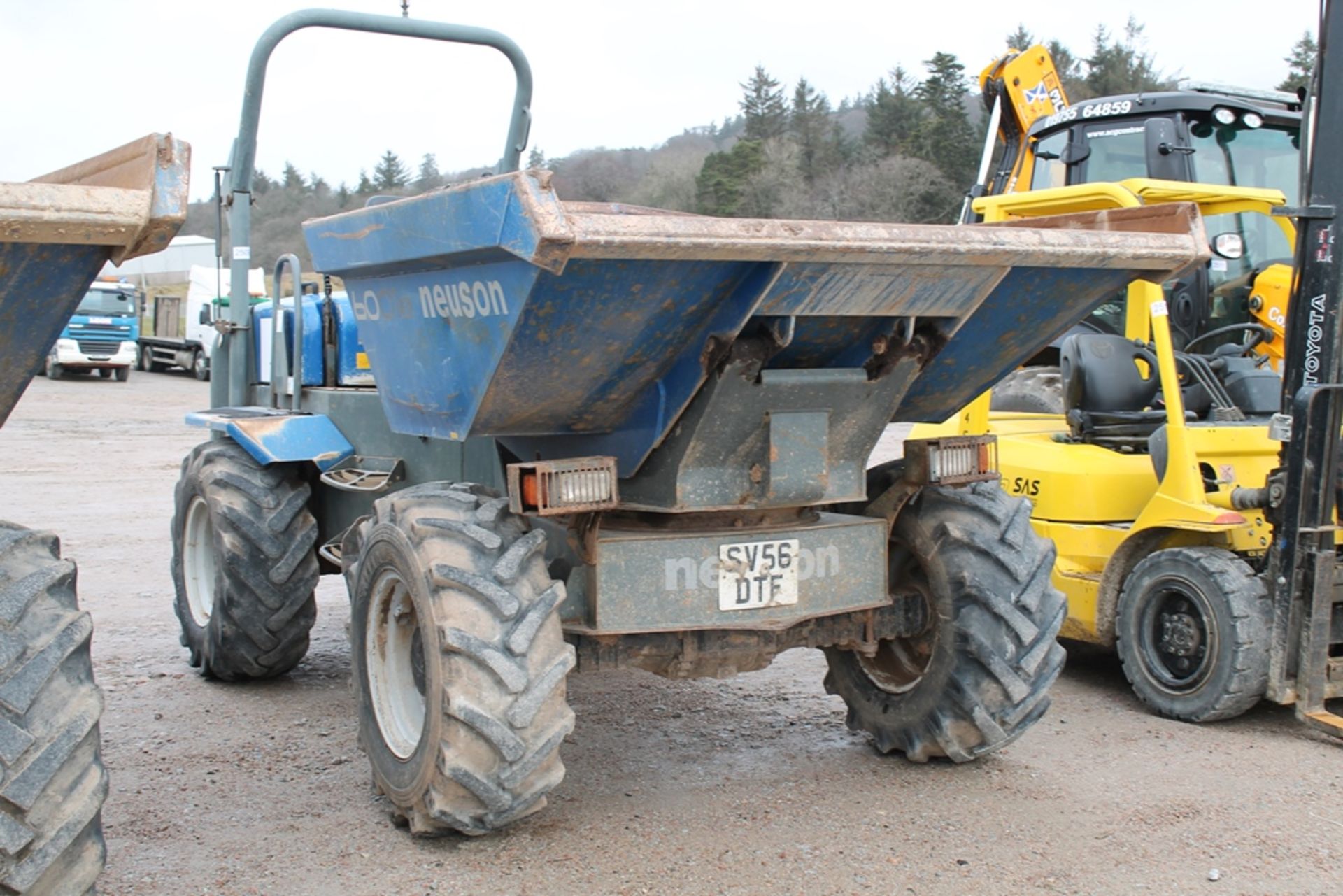 Neuson 6001 - 4233cc Tractor