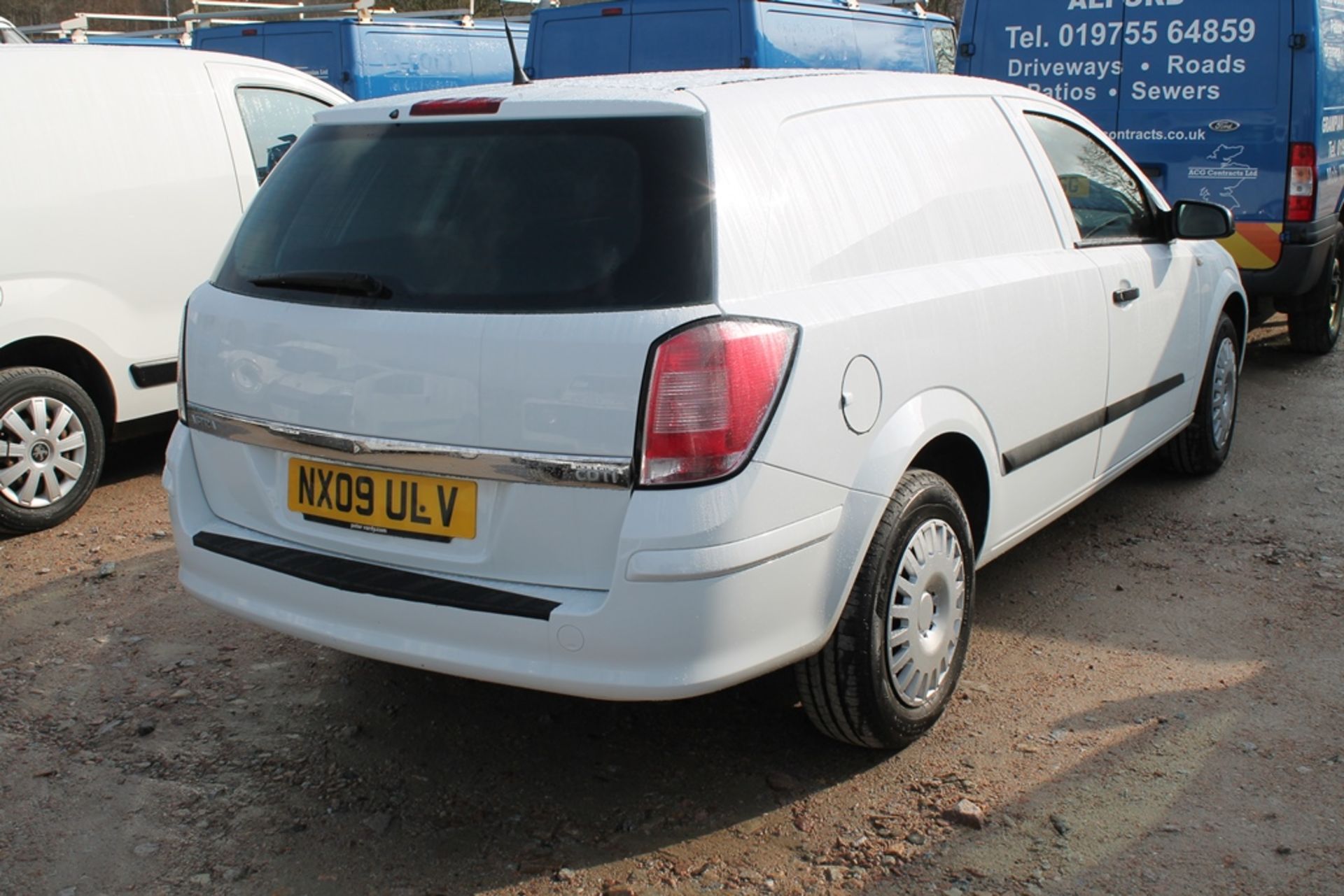 Vauxhall Astra Club Cdti - 1248cc 2 Door Van - Image 3 of 4