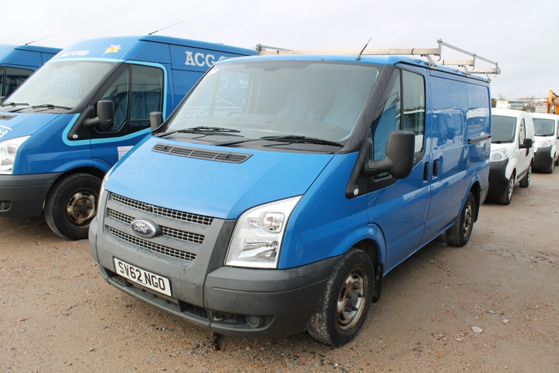 Ford Transit 125 T280 Fwd - 2198cc 2 Door Van - Image 4 of 4