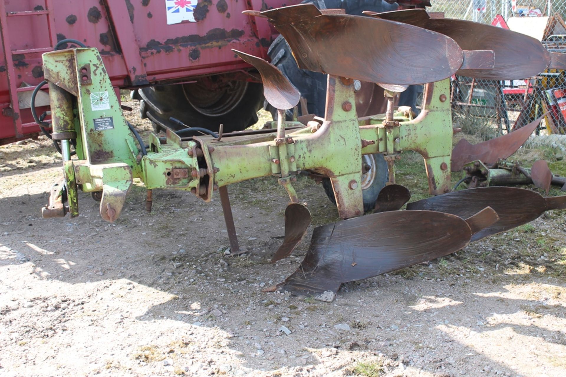 DOWDESWELL 3 FUR REV PLOUGH