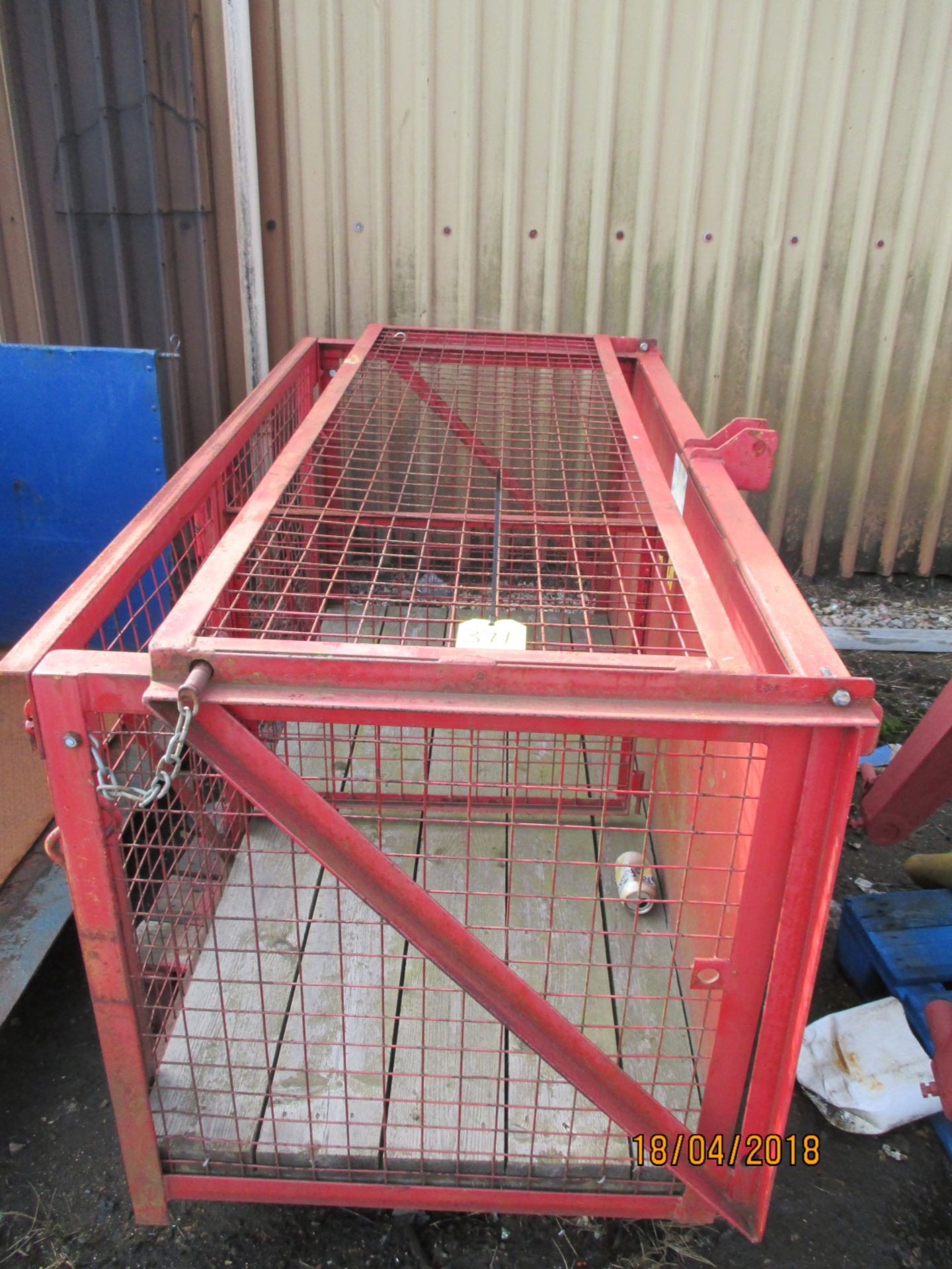 1 No. 3 Point Linkage Transport Box - Red