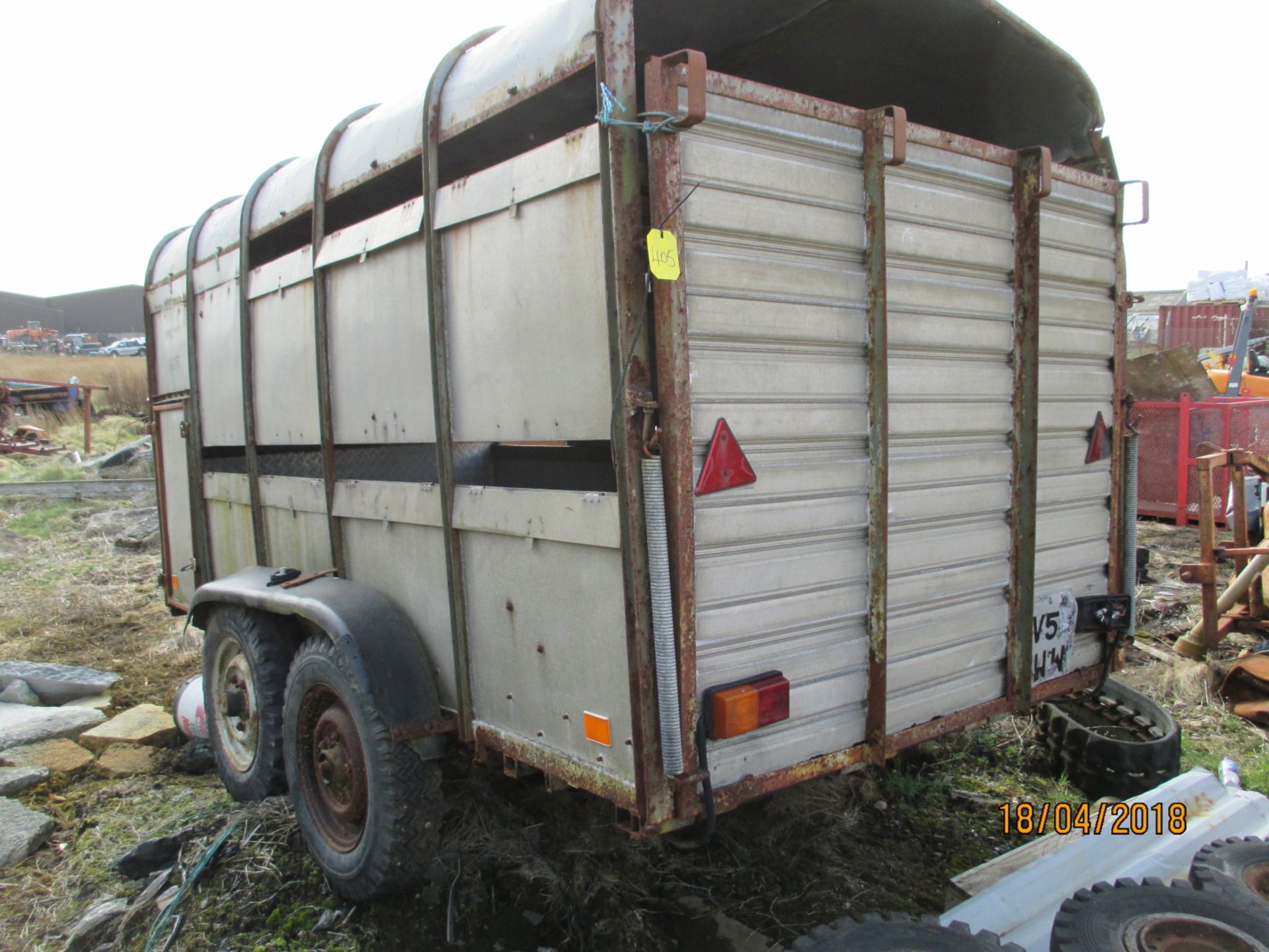 1 No. 10’ Twin Axle Livestock Axle