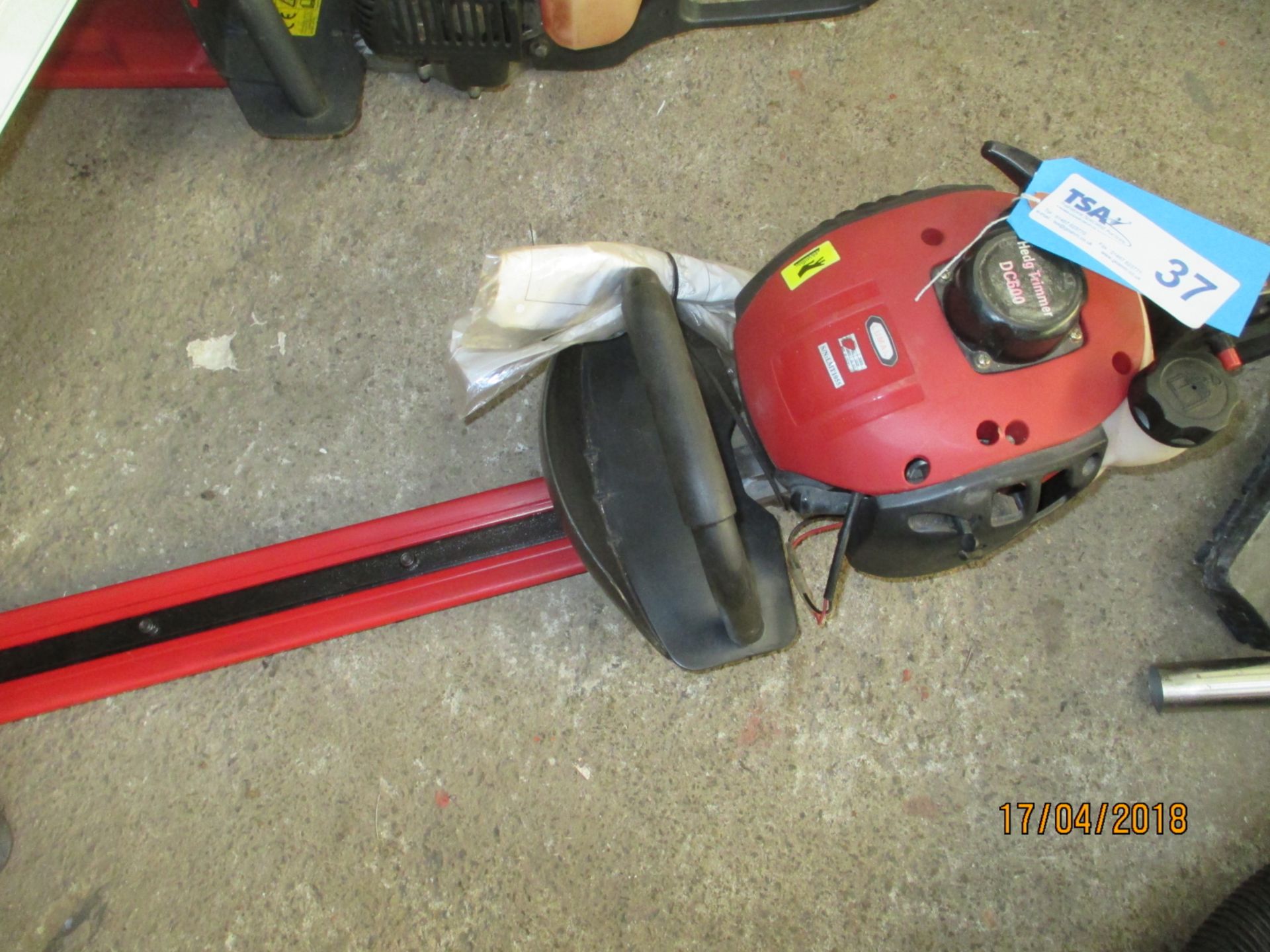 1 No. Luman DC600 Petrol Hedge Trimmer