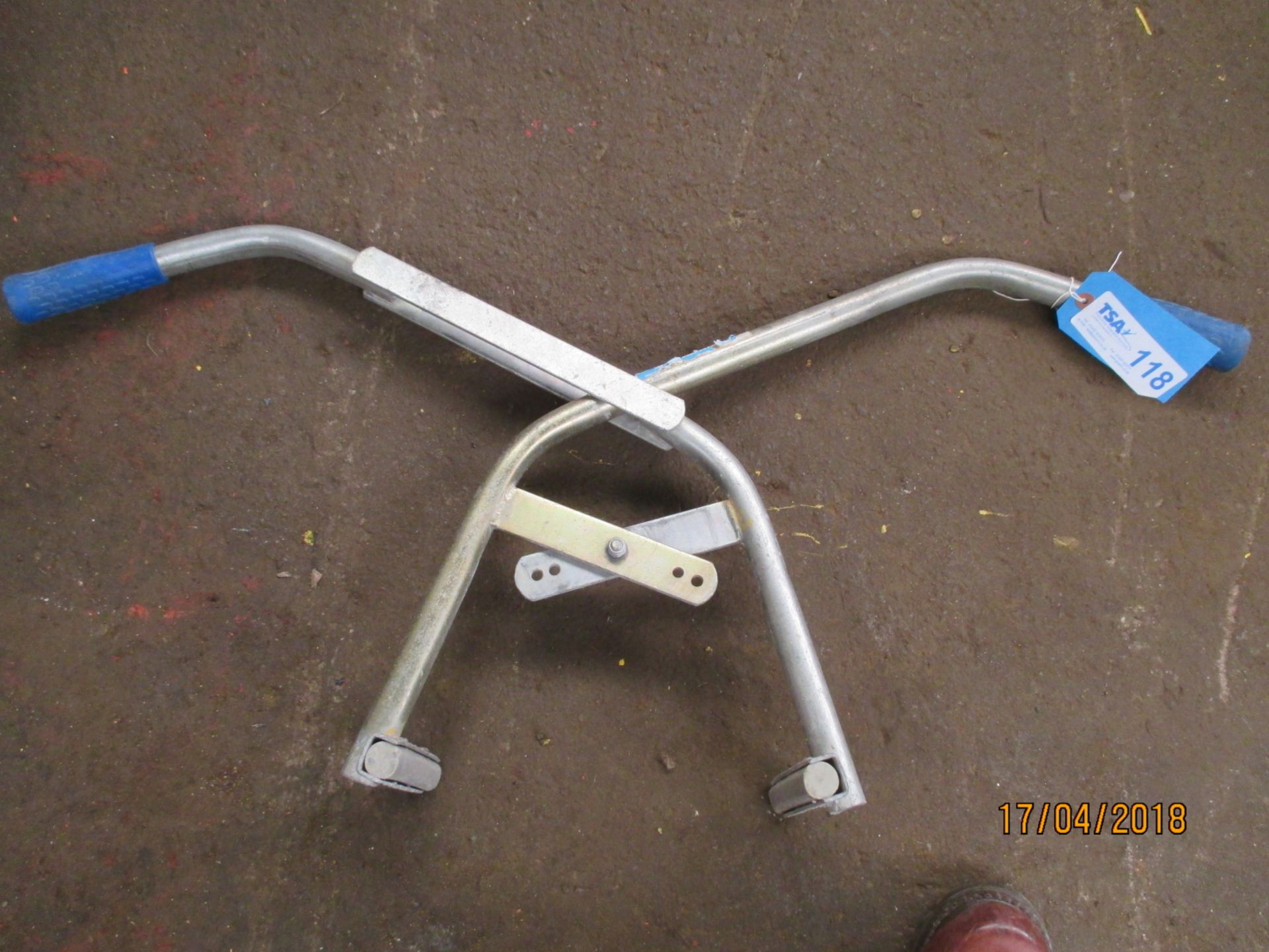 1 No. Silverline Kerb Tongs