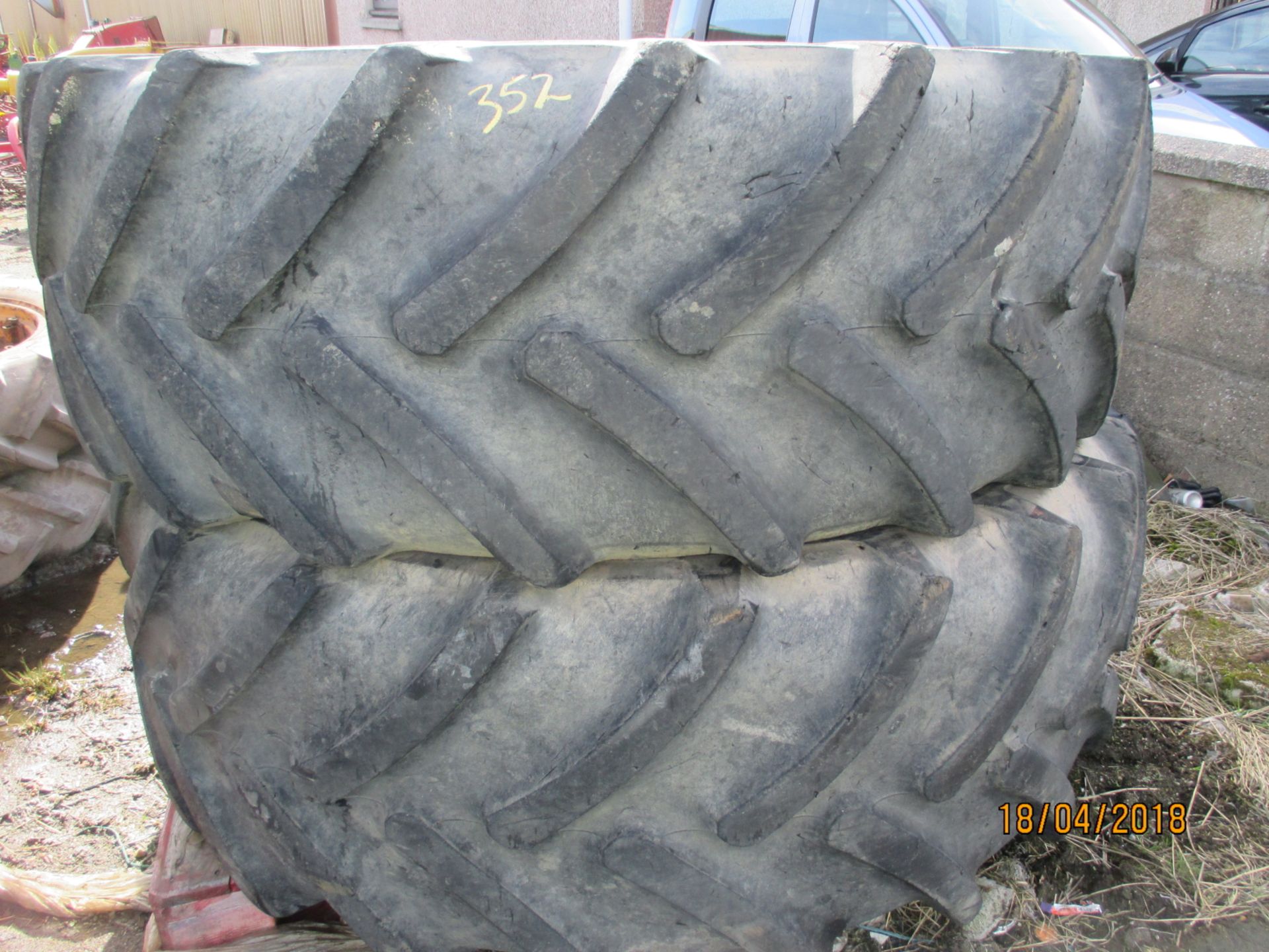 2 No. Tyres 580X70 R38 Continental