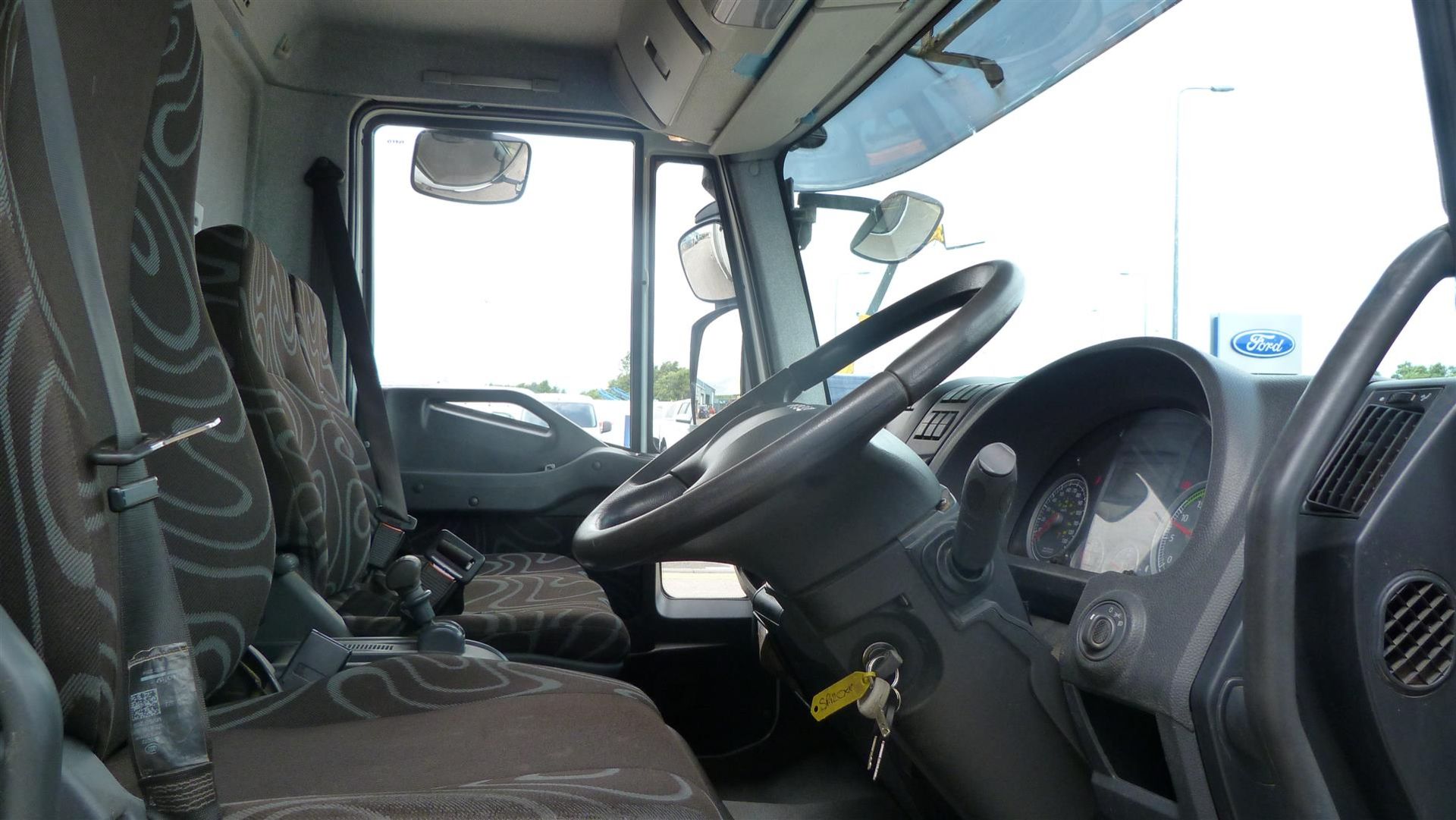 Iveco Eurocargo 75e16k - 3920cc 2 Door Truck - Image 6 of 6