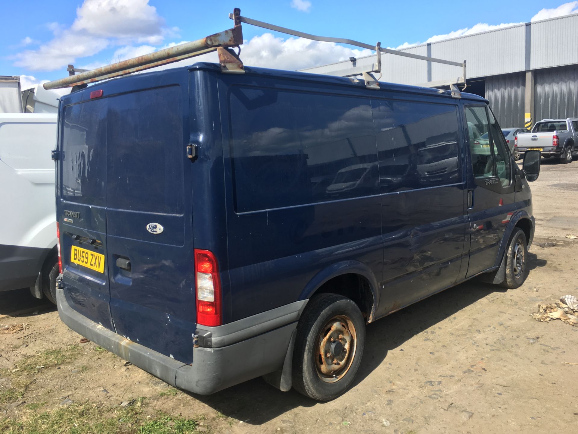 Ford Transit 85 T260m Fwd - 2198cc 2 Door Van - Image 4 of 4