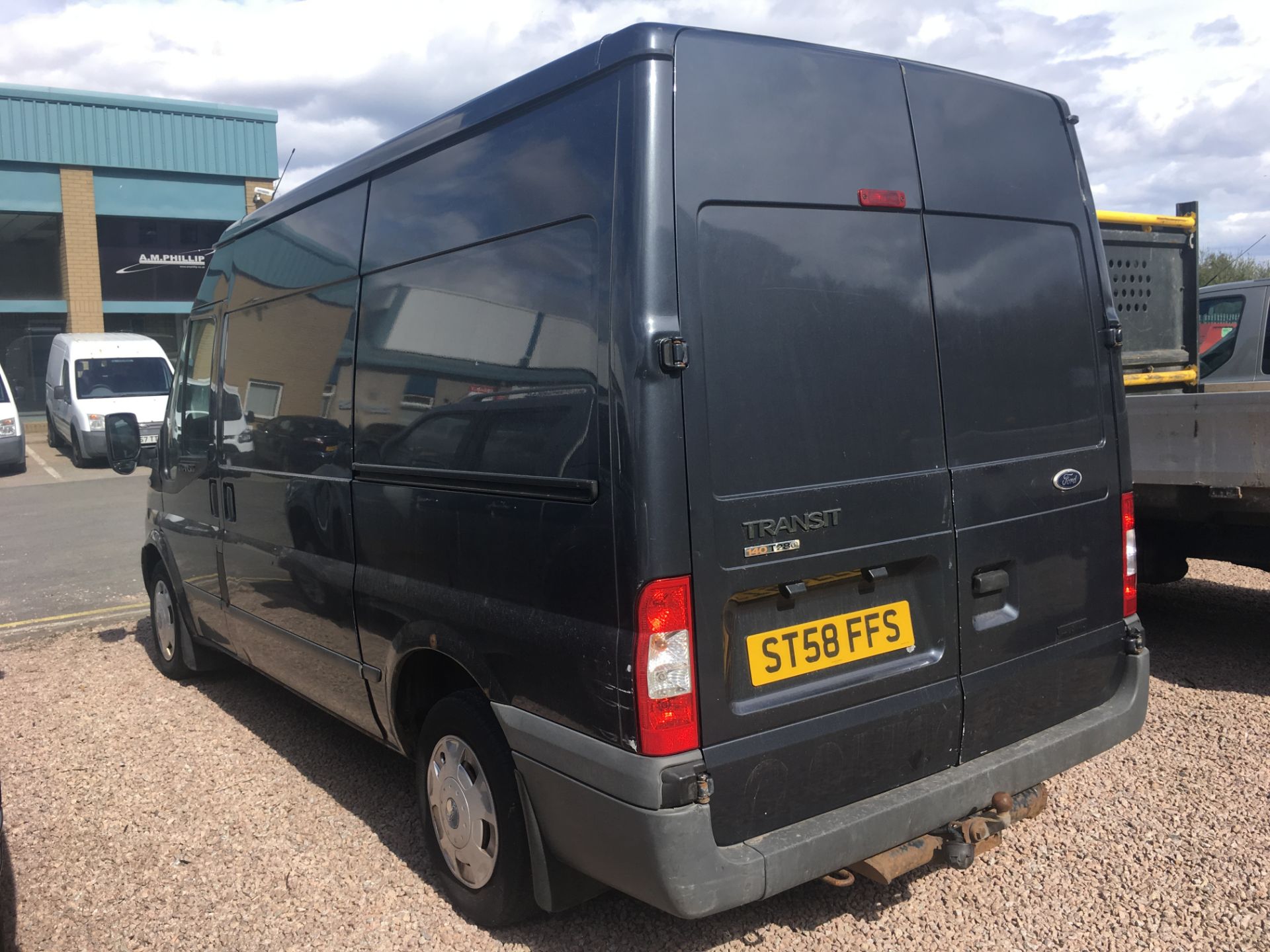 Ford Transit 140 T280m Ltd Fwd - 2198cc 2 Door Van - Image 4 of 4