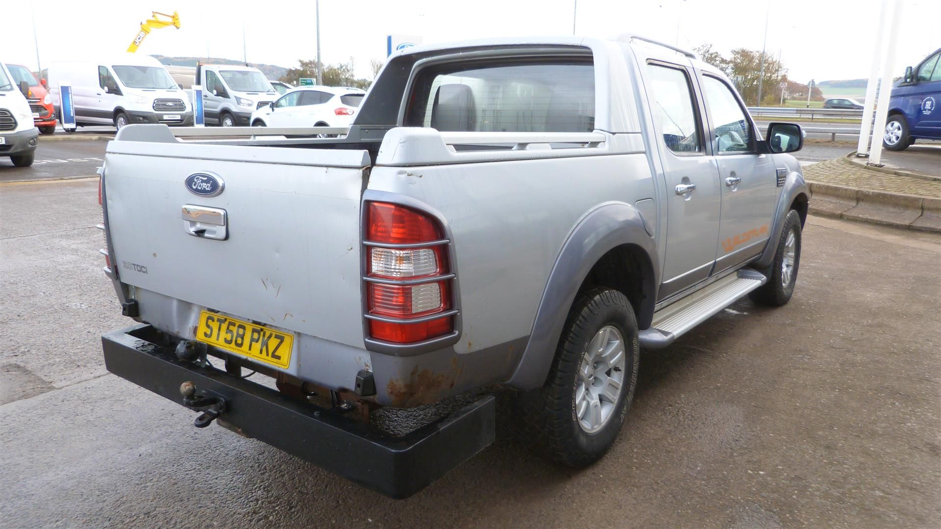 Ford Ranger Wildtrak D/C TDCi - 2953cc 4 Door 4x4 - Image 2 of 5