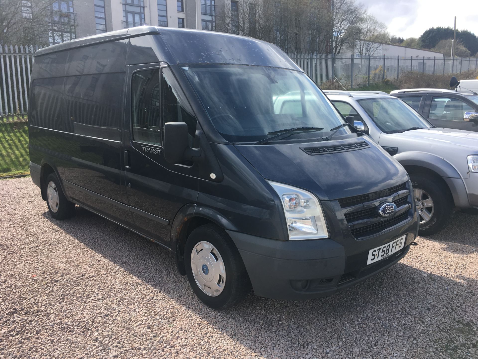 Ford Transit 140 T280m Ltd Fwd - 2198cc 2 Door Van - Image 2 of 4