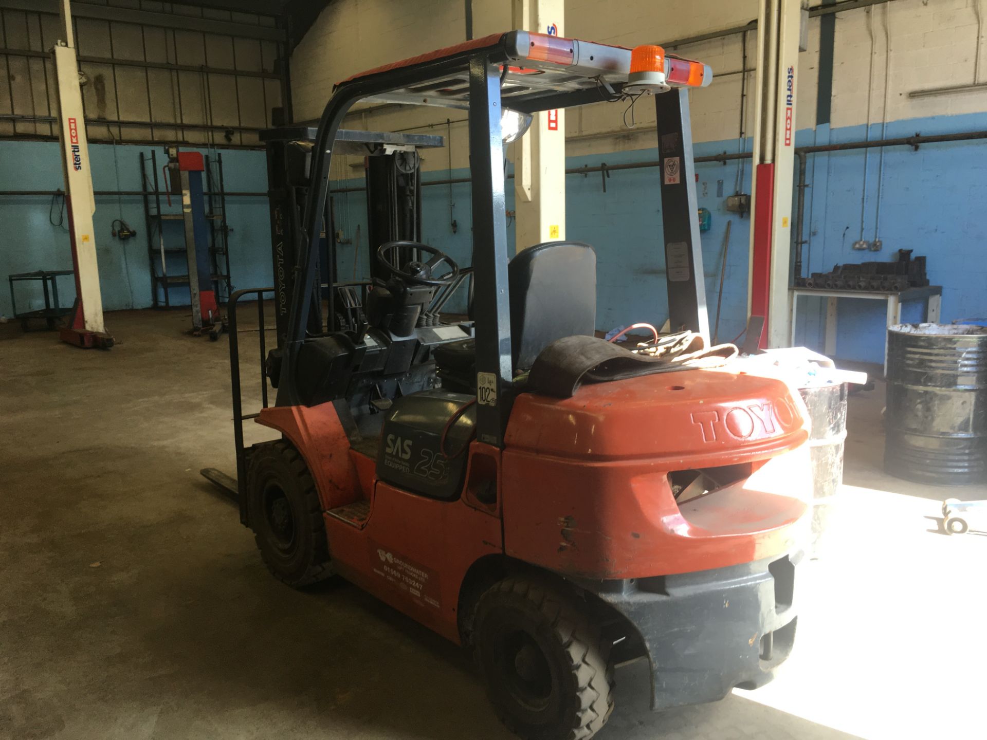 Toyota FDF25 Forklift, Year 2005, (PLUS VAT), 5% +VAT Buyer Premium Applies - Bild 5 aus 7