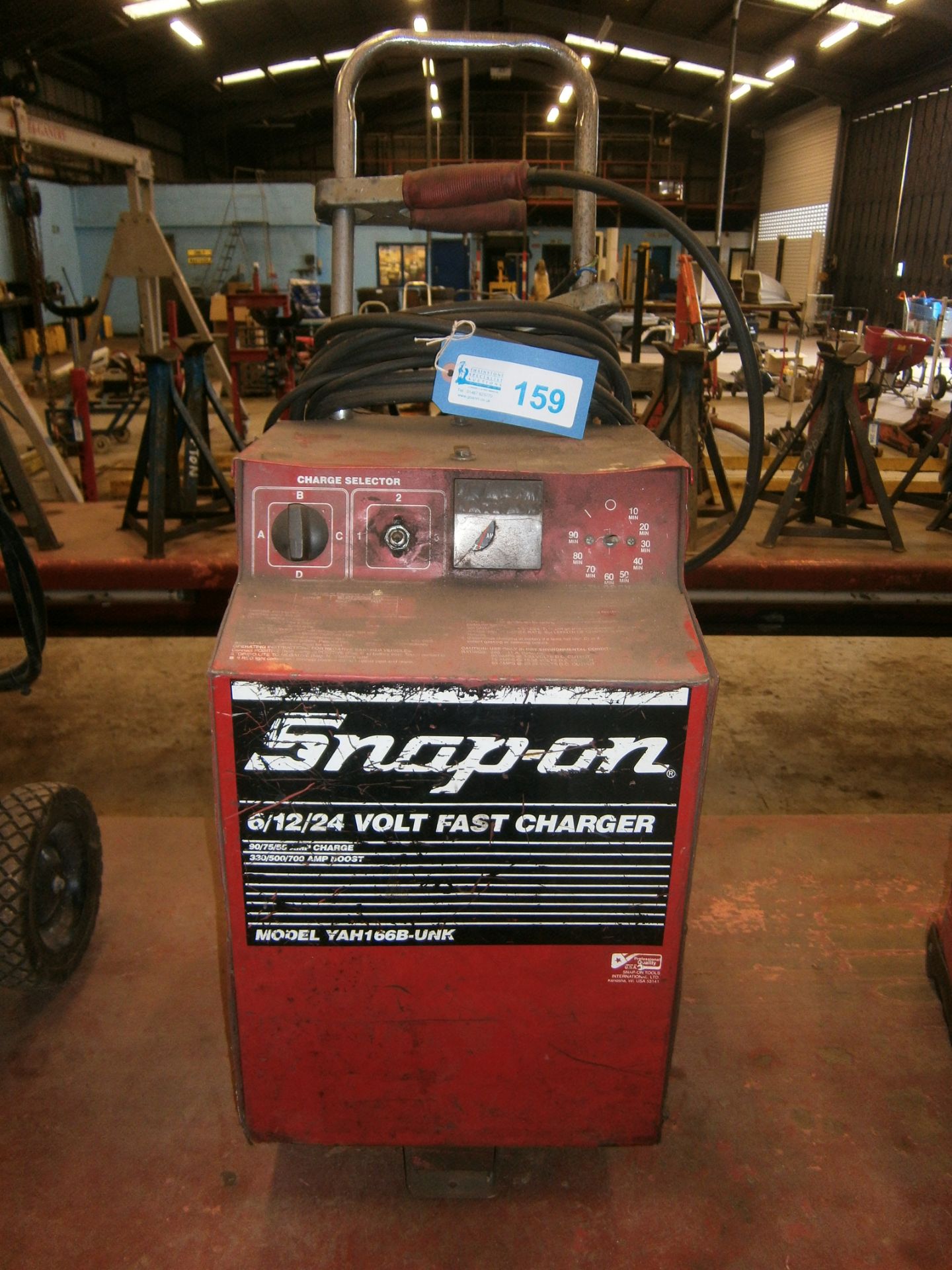 Snap-On 6/12/24 Volt Fast Charger