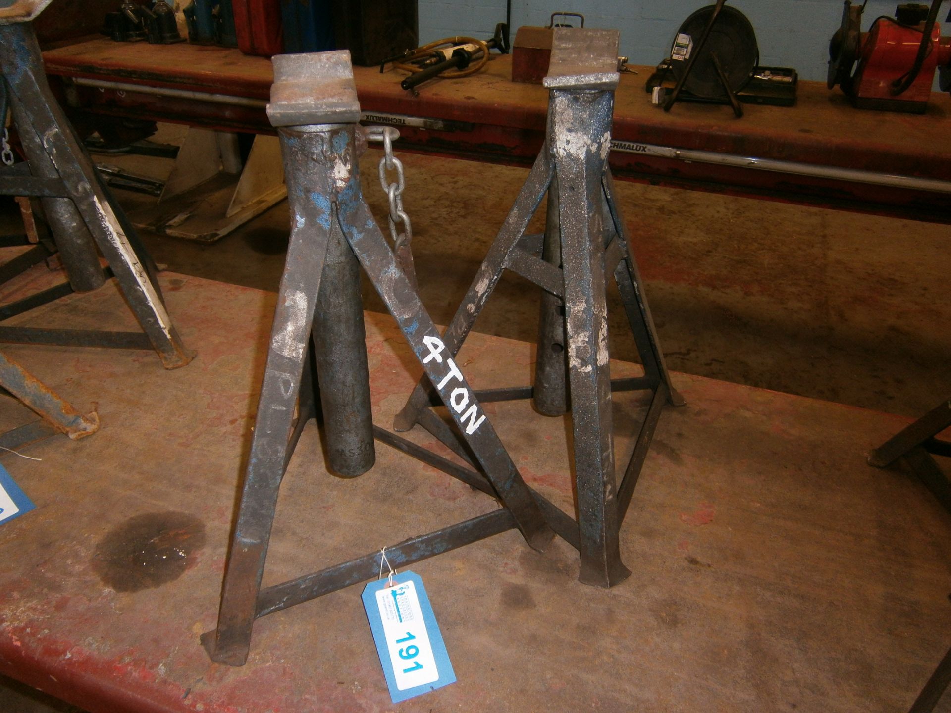 2 No. 4 Tonne Axle Stands