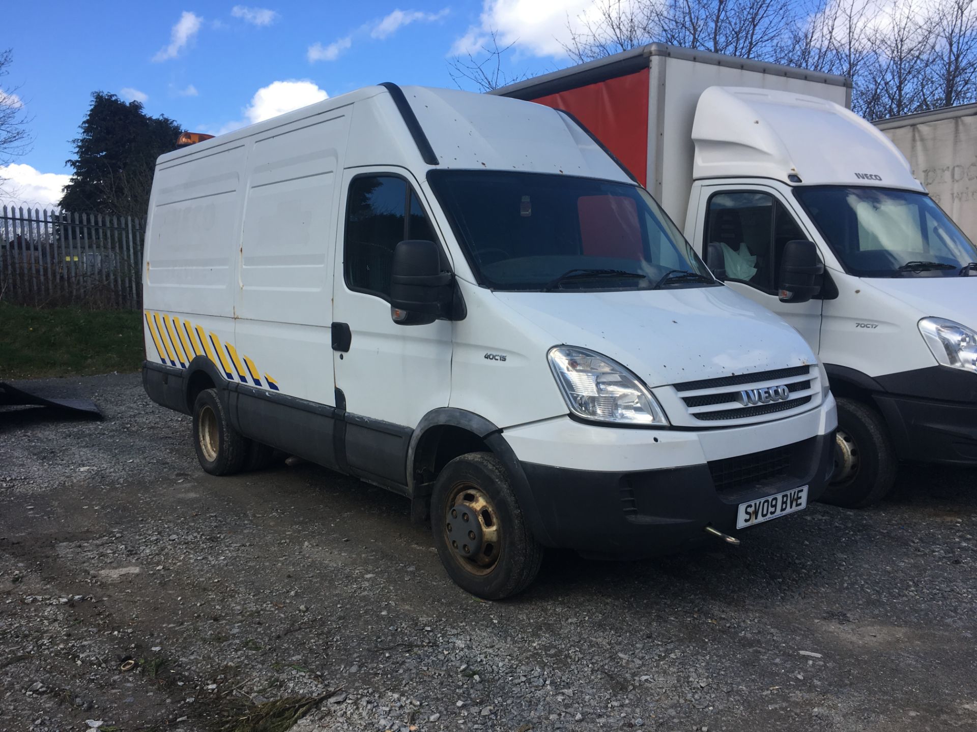 Iveco Daily 40C15 - 2998cc 2 Door Van - Image 2 of 4