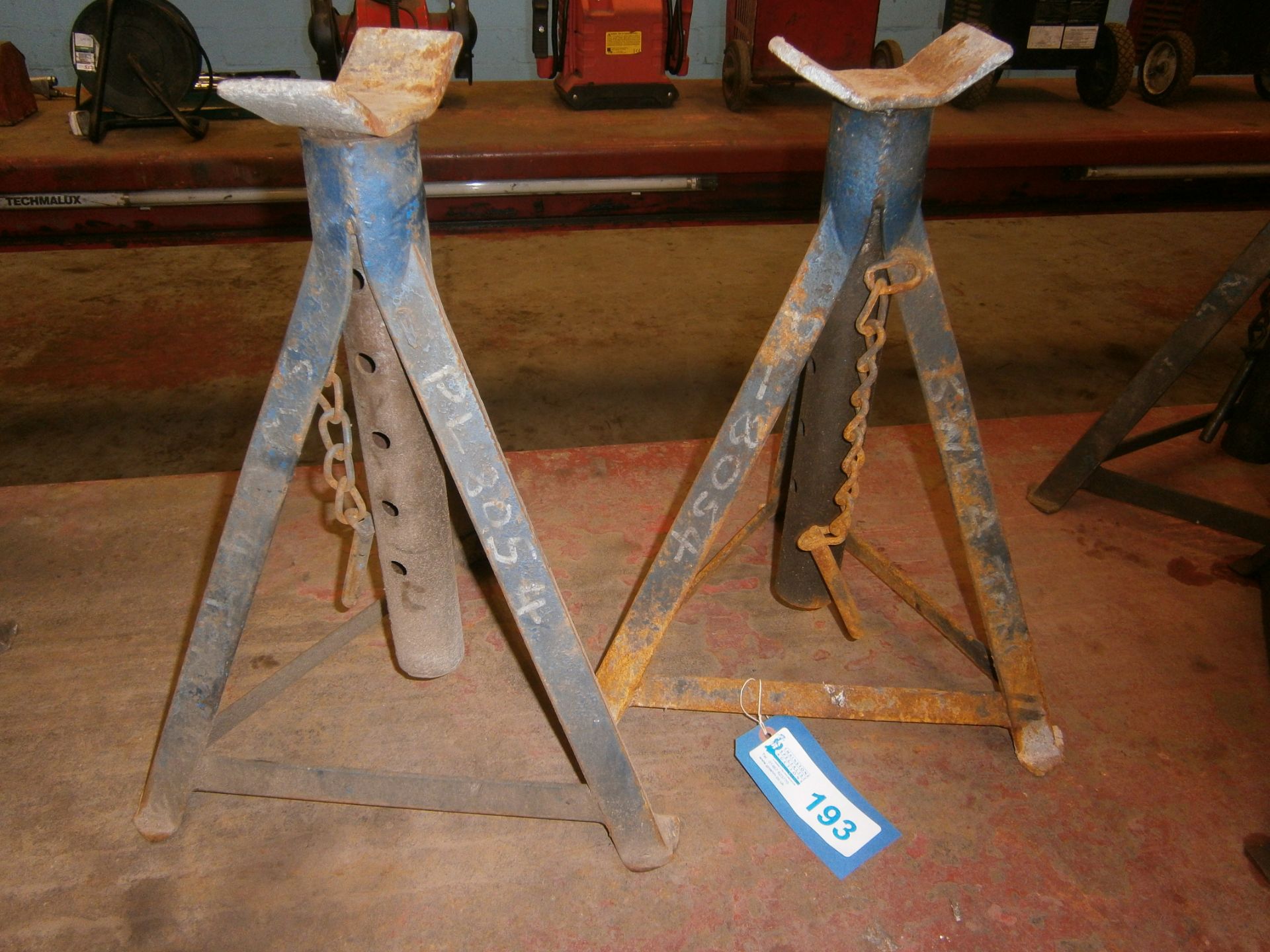 2 No. 4 Tonne Axle Stands