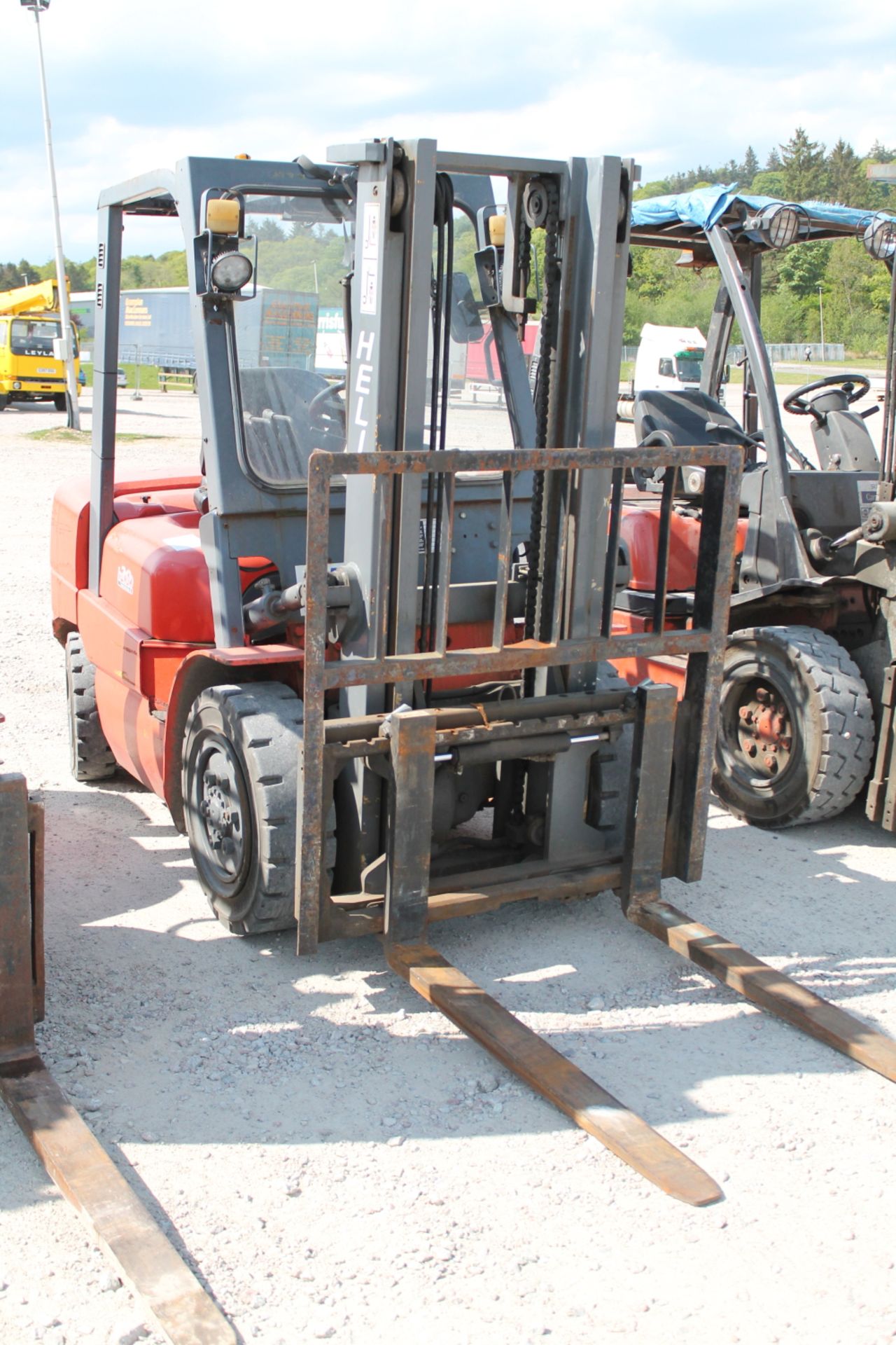 Year 2008 , Heli HFD30 Masted Forklift , Displays 6625 hours Not Warranted, Plus VAT, Liquidation Di