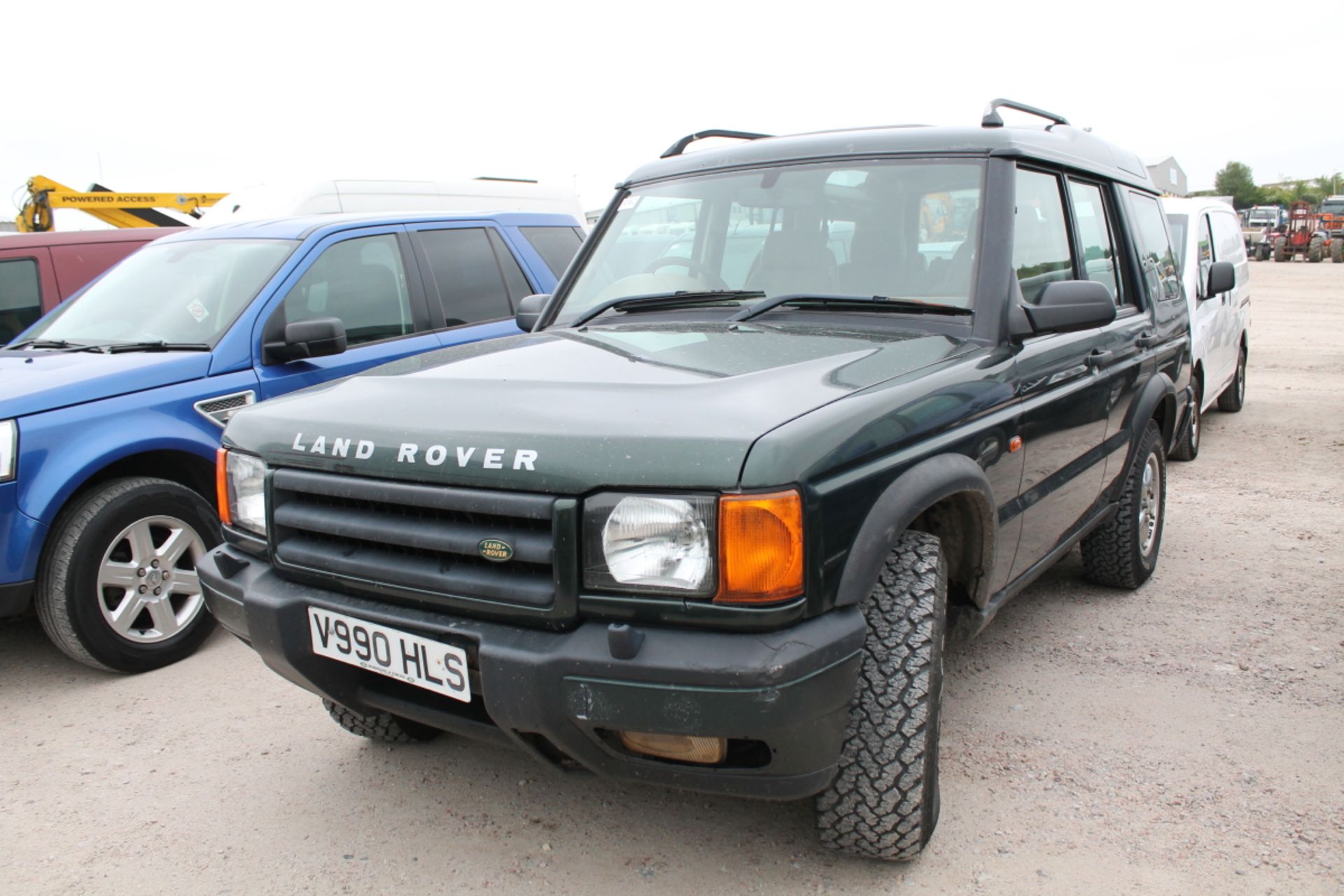 Land Rover Discovery Td5 Gs - 2487cc Estate - Image 2 of 3