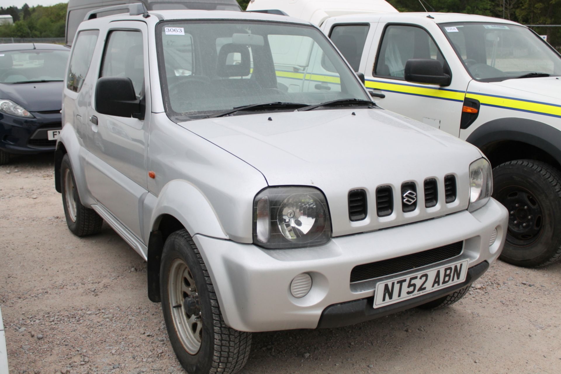 Suzuki Jimny Jlx - 1328cc Estate - Image 3 of 3