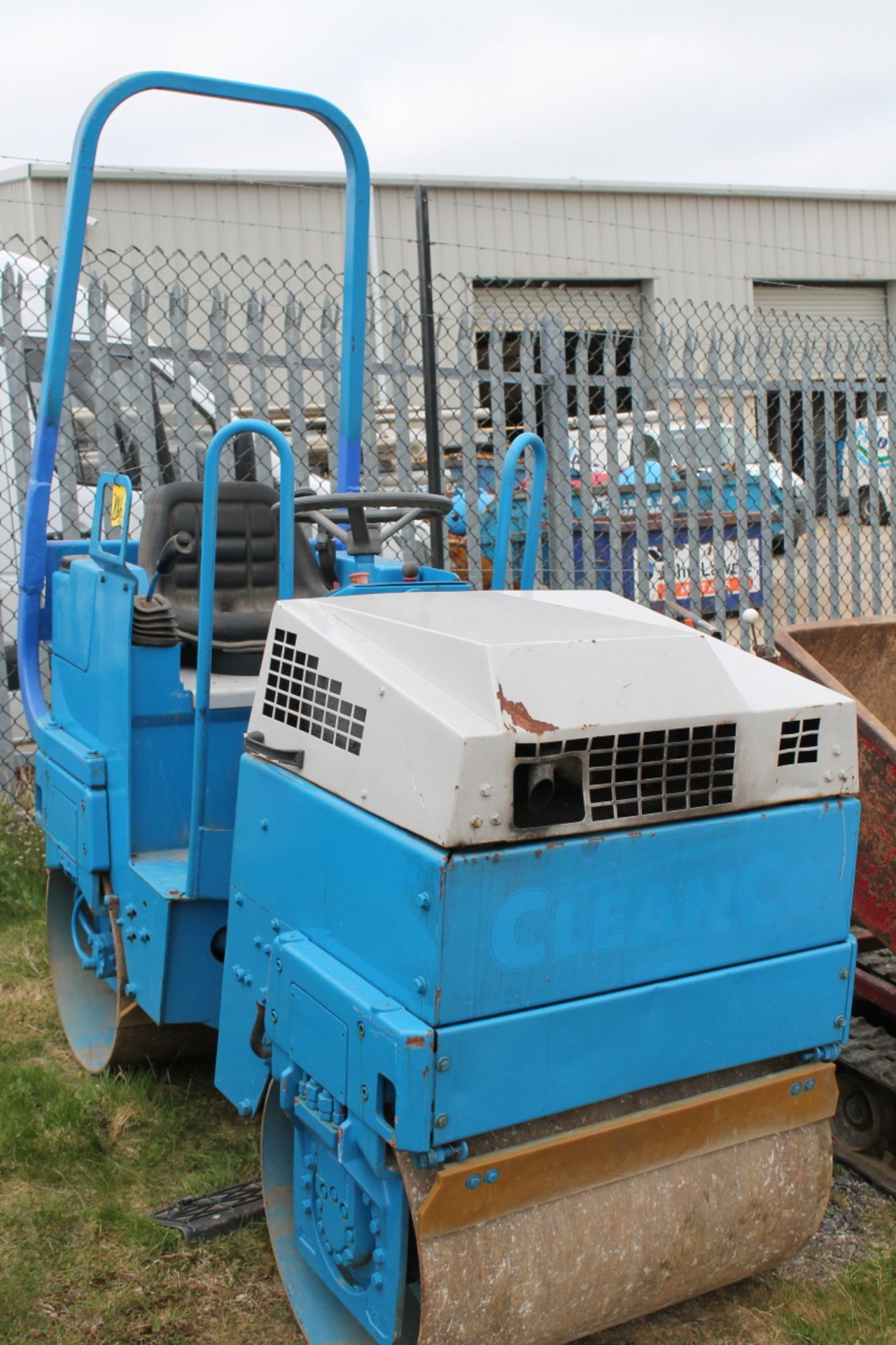 BOMAG 80 ROLLER KEY IN P/CABIN