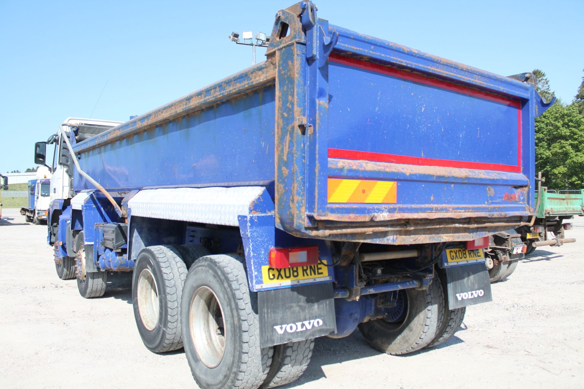 Volvo Fm Fm400 8x4 L1eh1 Day E5 - 12777cc 2 Door Truck - Image 4 of 4