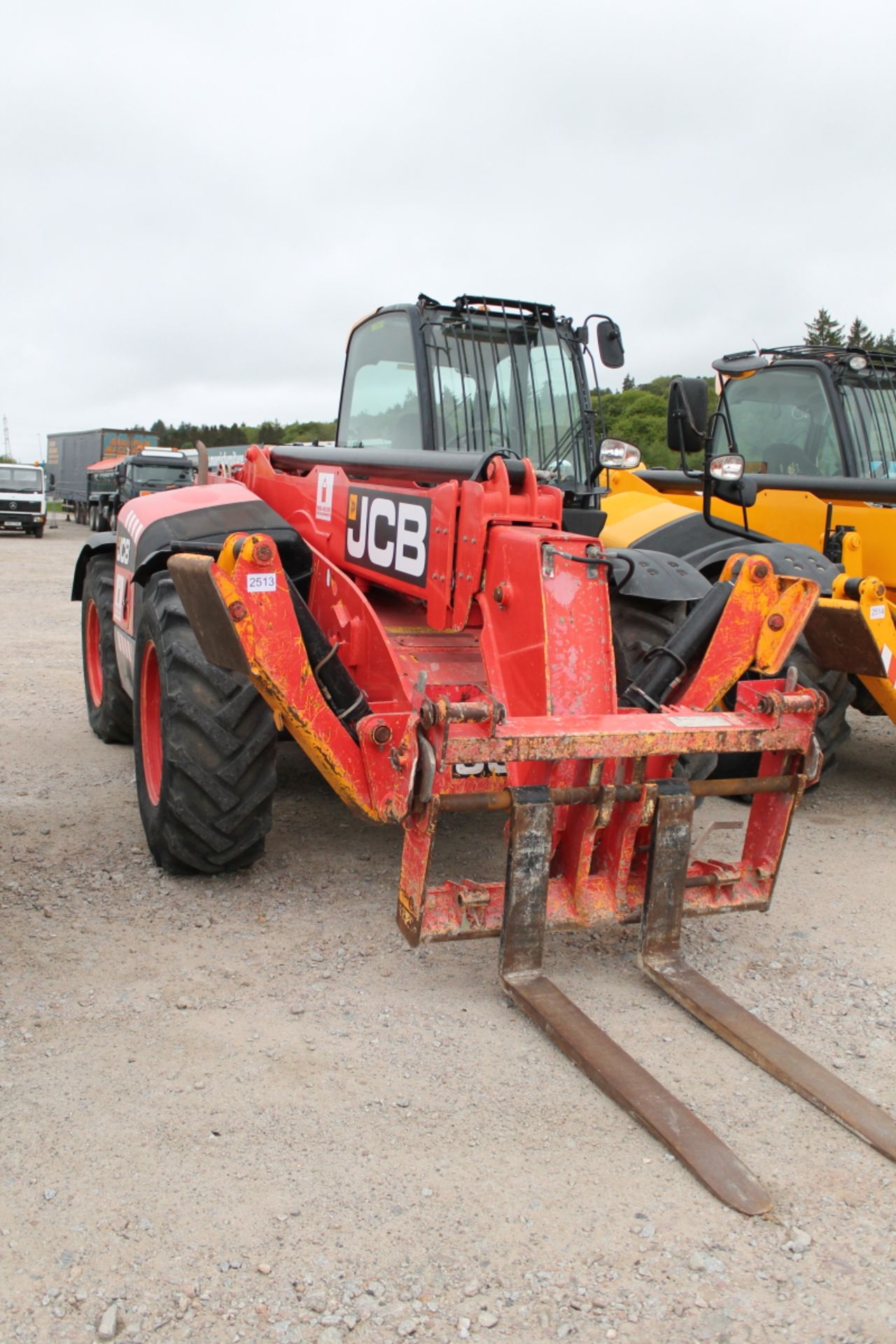 JCB 535-125 - 4400cc 1 Door Tractor