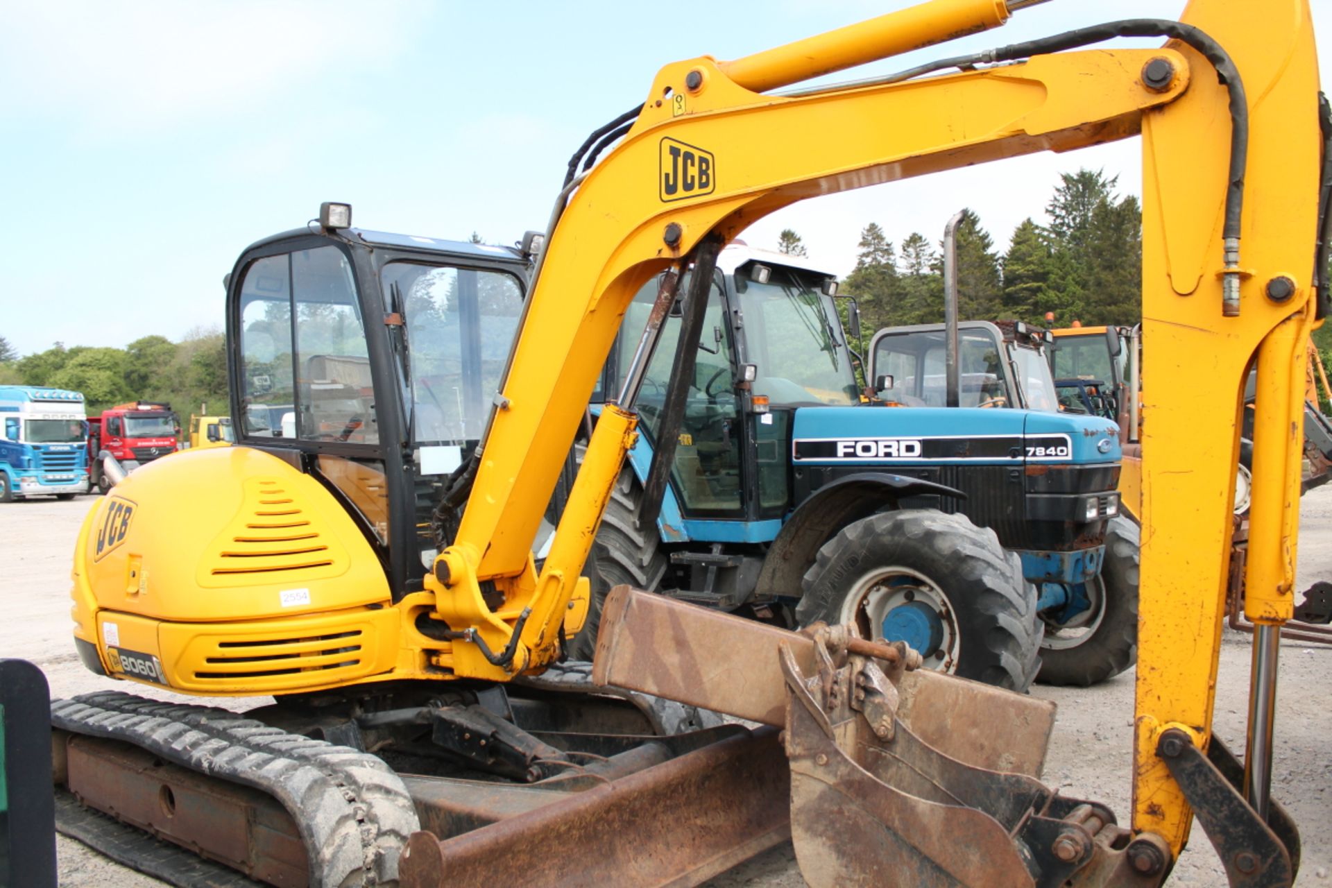 JCB Slew Digger 8060, Year 2005, Serial no. 0887862, 6084.2 hours, + VAT