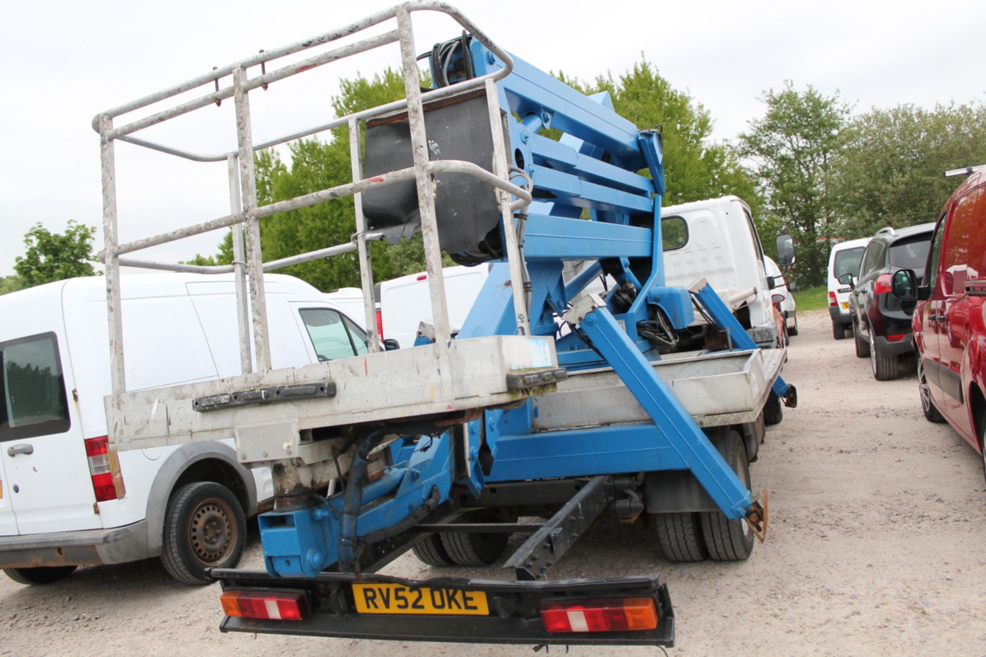 Nissan Cabster - 2964cc 2 Door Pickup - Image 3 of 3