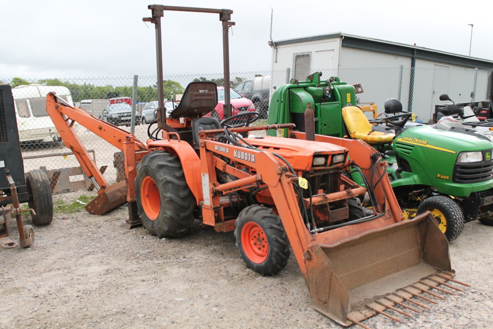 KUBOTA TRACTOR/DIGGER KEY IN P/CABIN