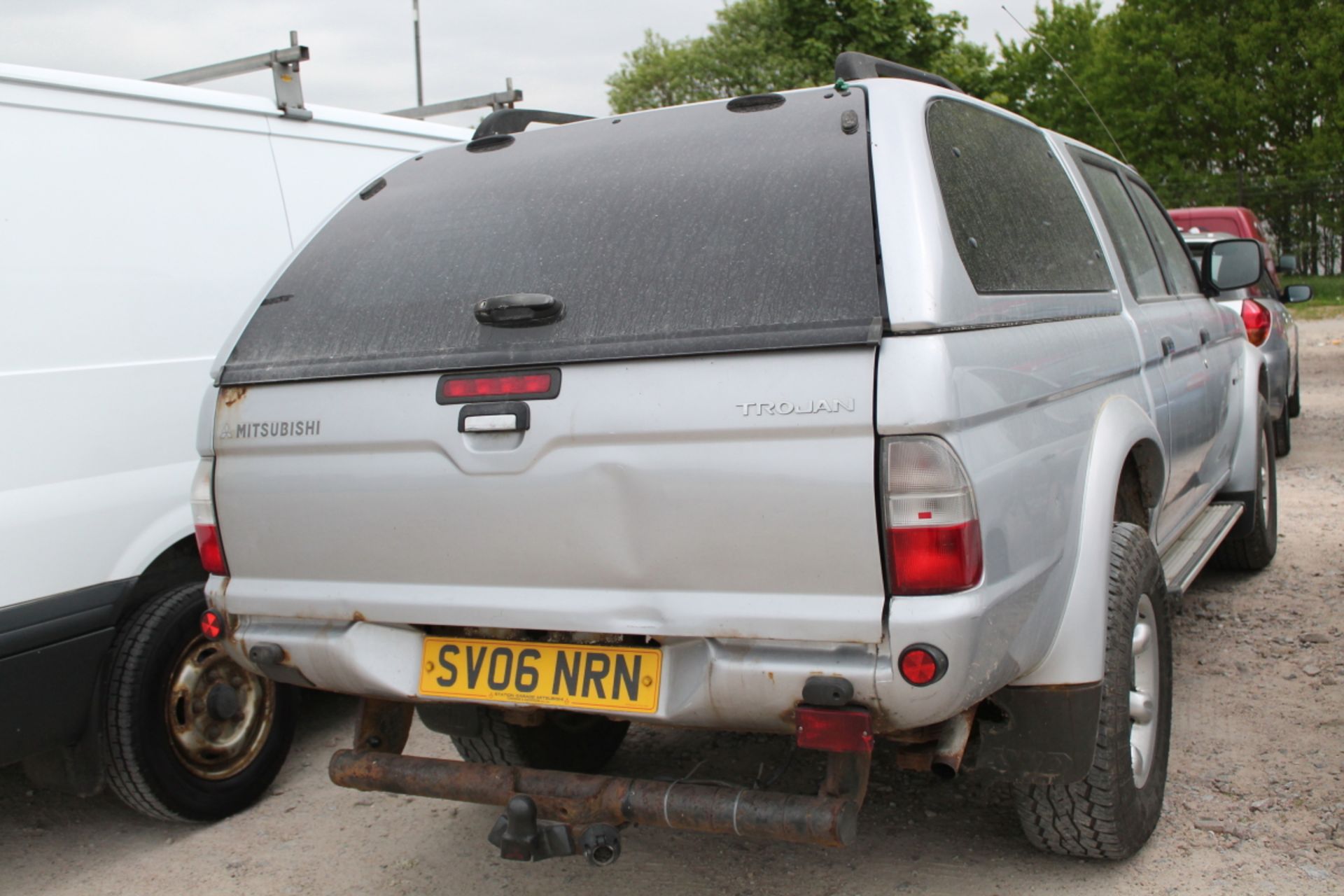 Mitsubishi L200 Trojan - 2477cc 4x4 - Image 3 of 3