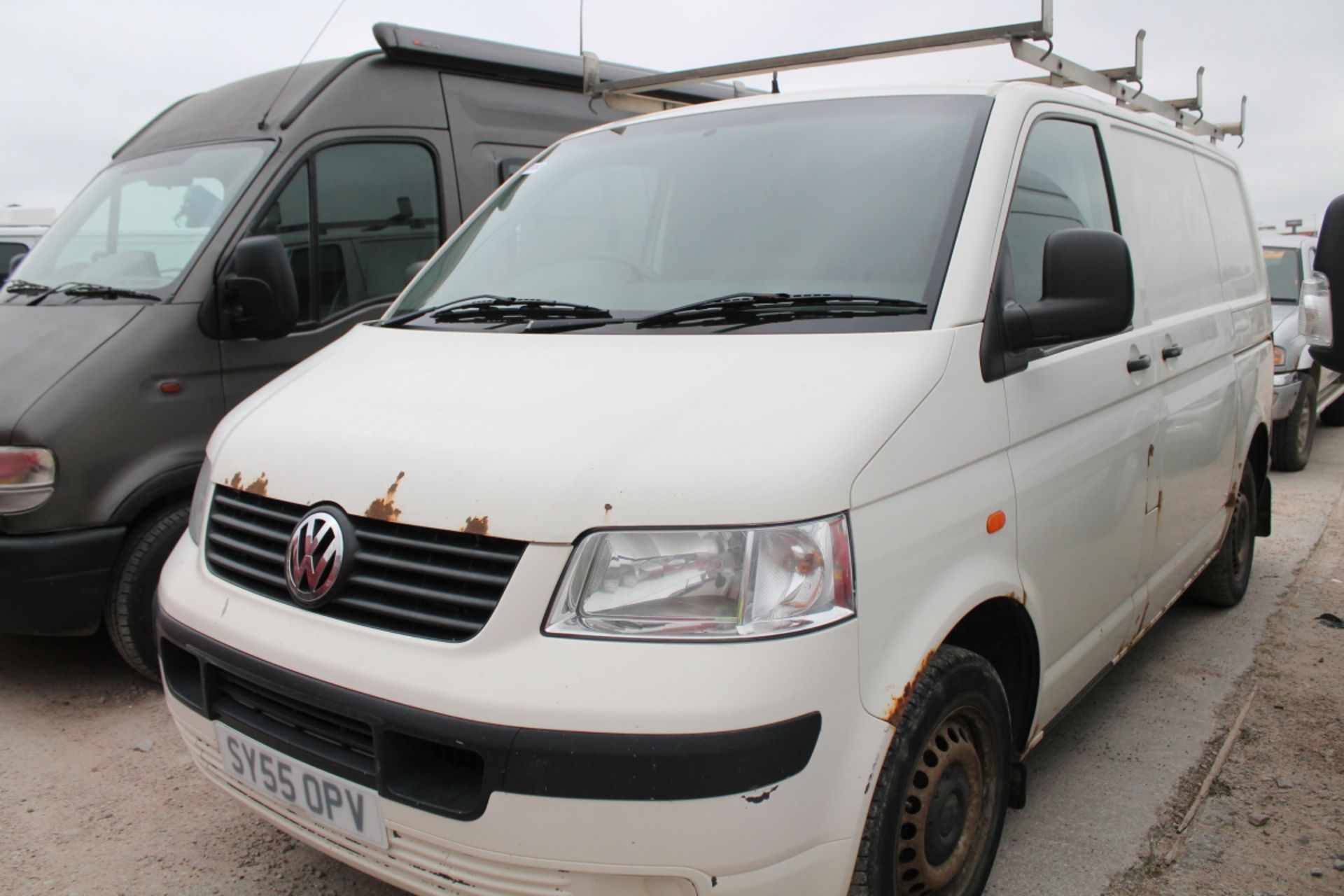 Volkswagen Transporter T28 104 Tdi - 1896cc Van - Image 2 of 3