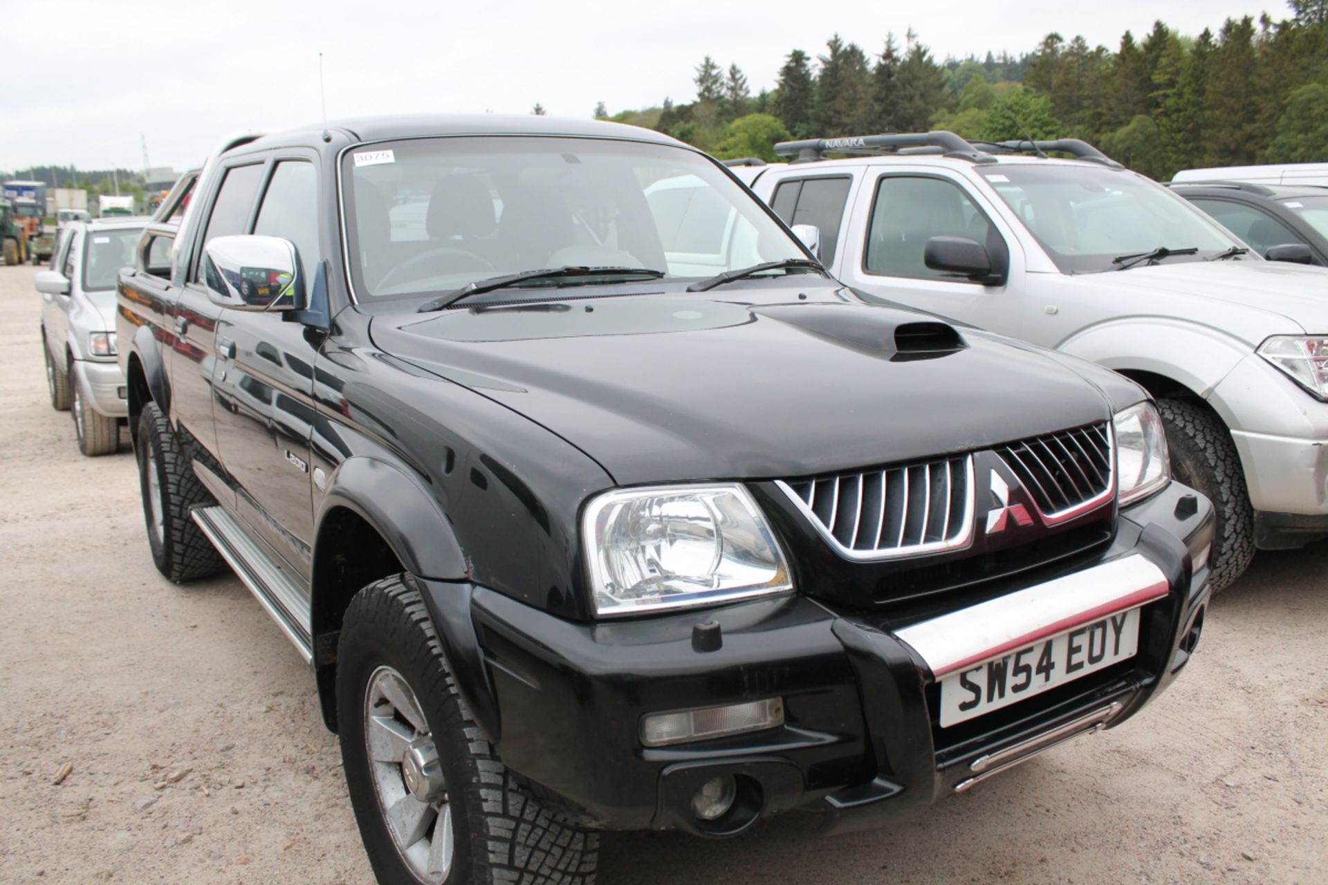 Mitsubishi L200 Warrior Lwb - 2477cc Pickup - Image 3 of 3