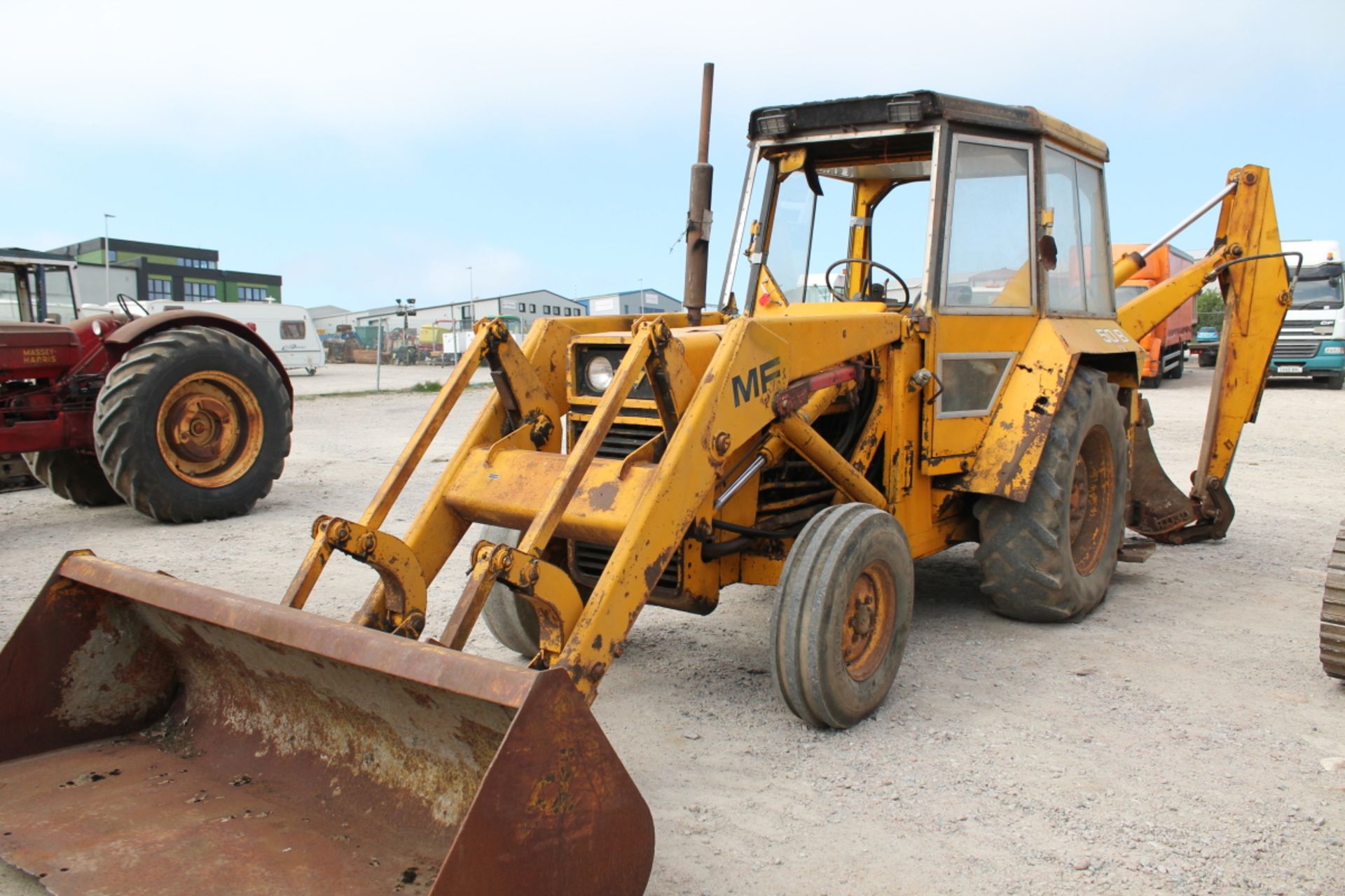 MF 50 B Digger, No Vat