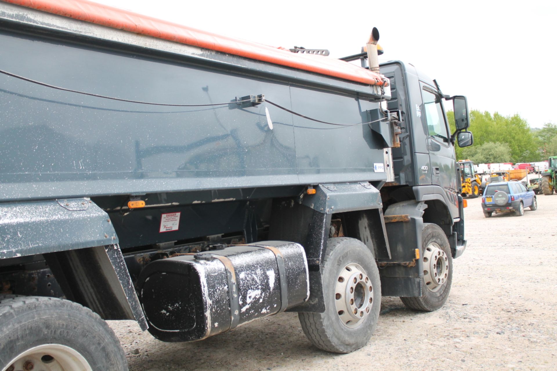 Volvo Fm Fm400 8x4 B3 L1eh1 Day - 12777cc 2 Door Truck - Image 4 of 4