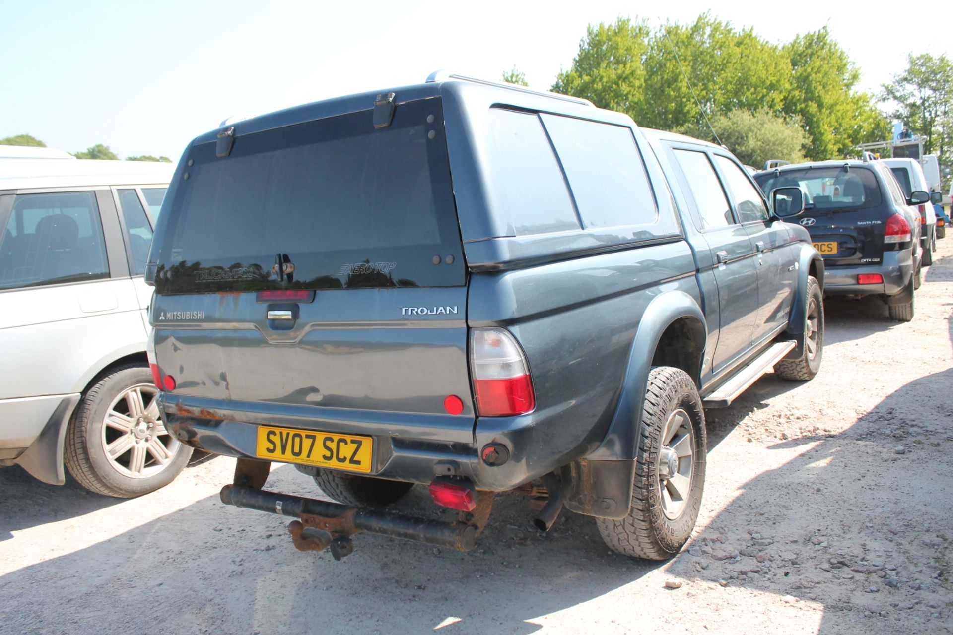 Mitsubishi L200 Trojan - 2477cc Pickup - Image 3 of 3