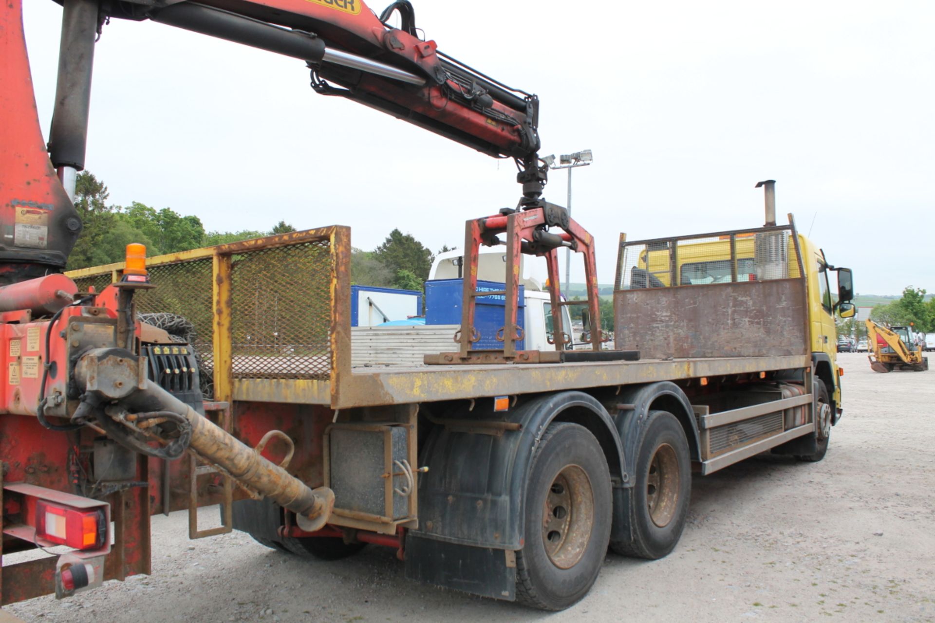 Volvo Fm Fm9 6x4 340 Day - 9364cc 2 Door Truck - Image 4 of 5