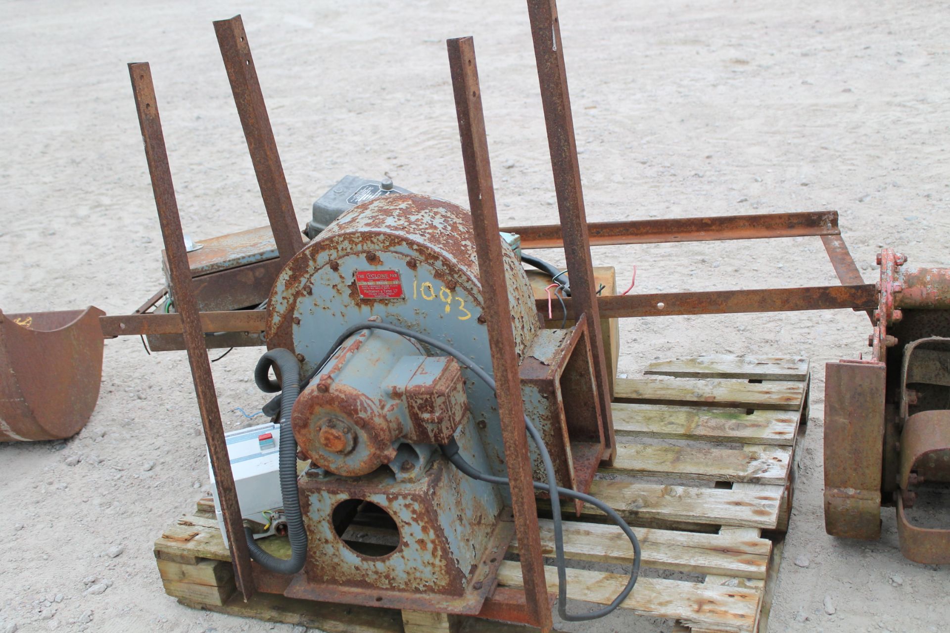 CYCLONE DRYING FAN