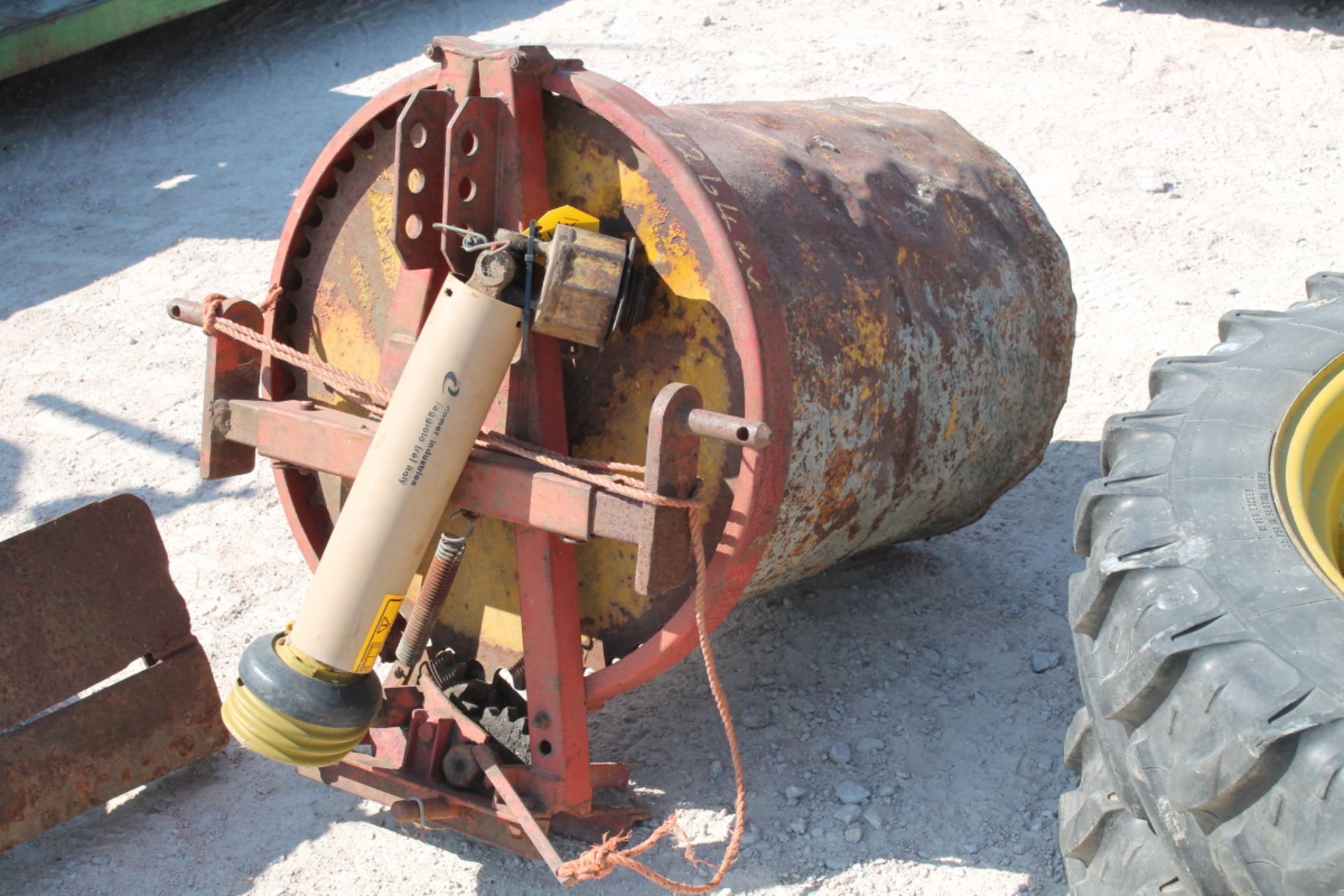 TEAGLE CEMENT MIXER WITH PTO