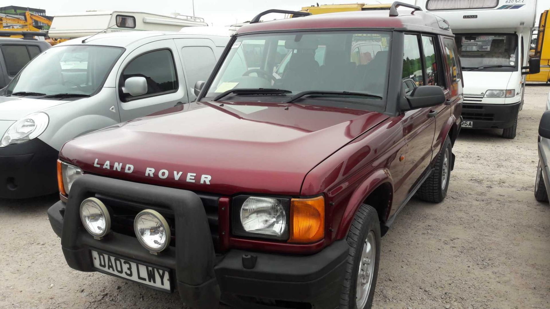 Land Rover Discovery - 2495cc Estate - Image 4 of 4