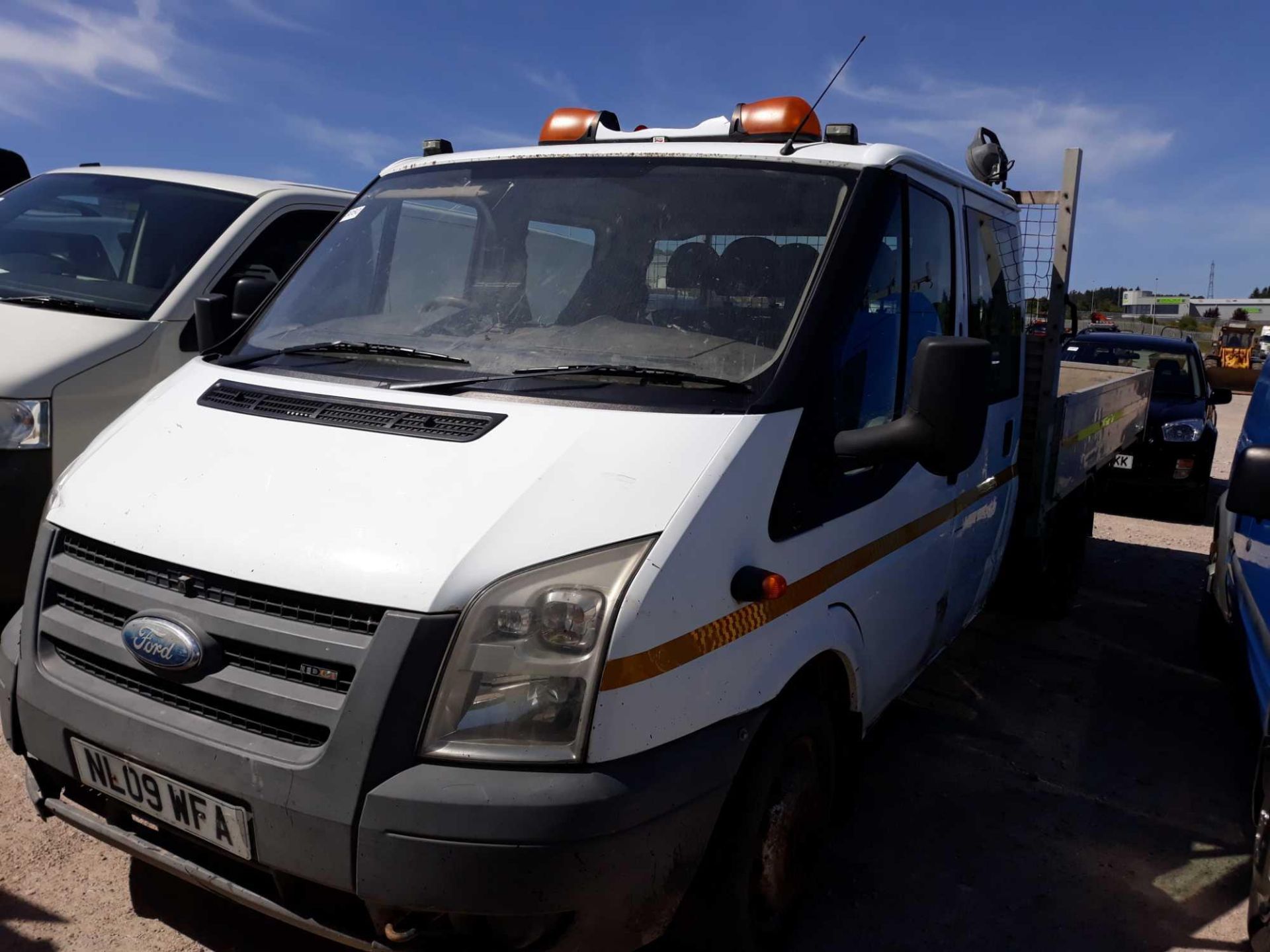 Ford Transit 100 T350l D/c Rwd - 2402cc 2 Door Van - Image 2 of 3