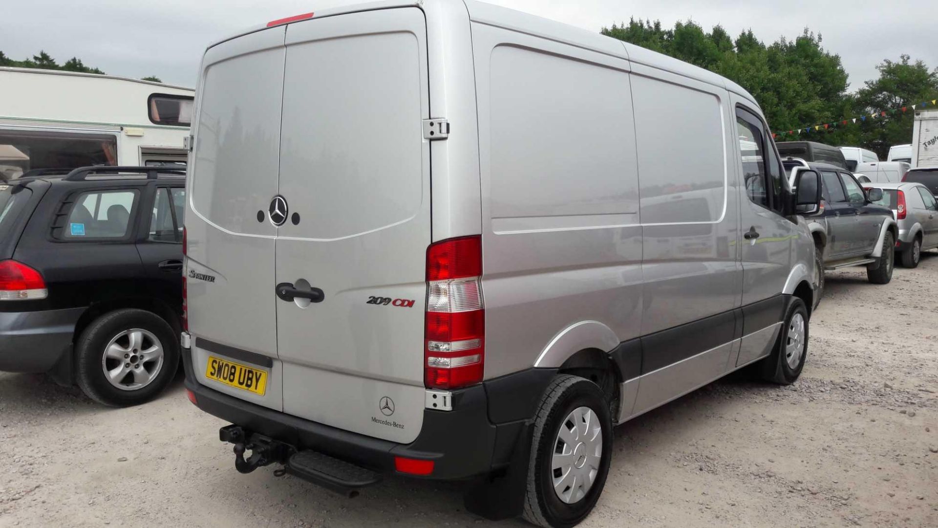 Mercedes Sprinter 209 Cdi Swb - 2148cc 2 Door Van - Image 2 of 4