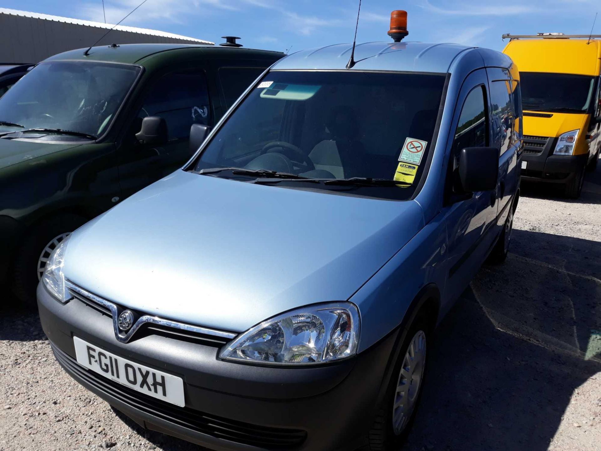 Vauxhall Combo 2000 Cdti 16v - 1248cc Van - Bild 2 aus 3