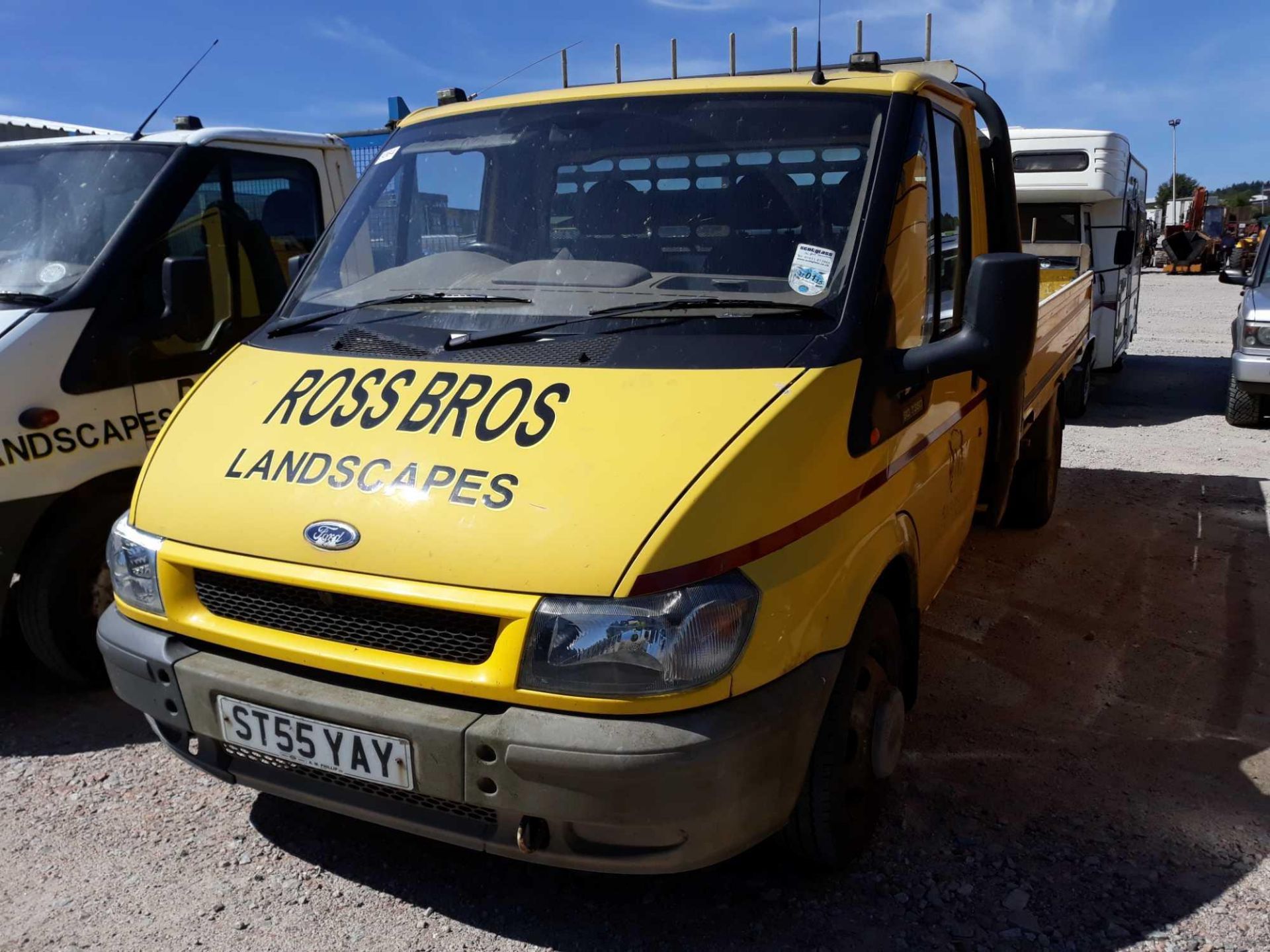 Ford Transit 350 Mwb Td - 2402cc Van - Image 2 of 3