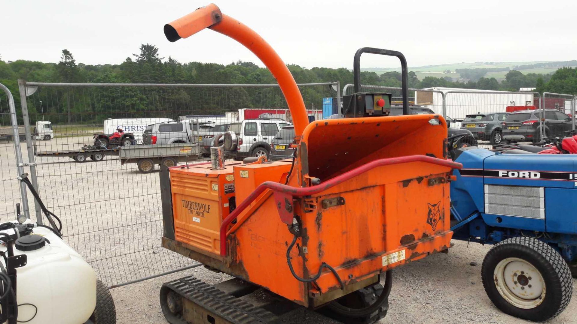TIMBERWOLF CHIPPER,TW190TR. 2300 HRS APPROX, KEY IN PC